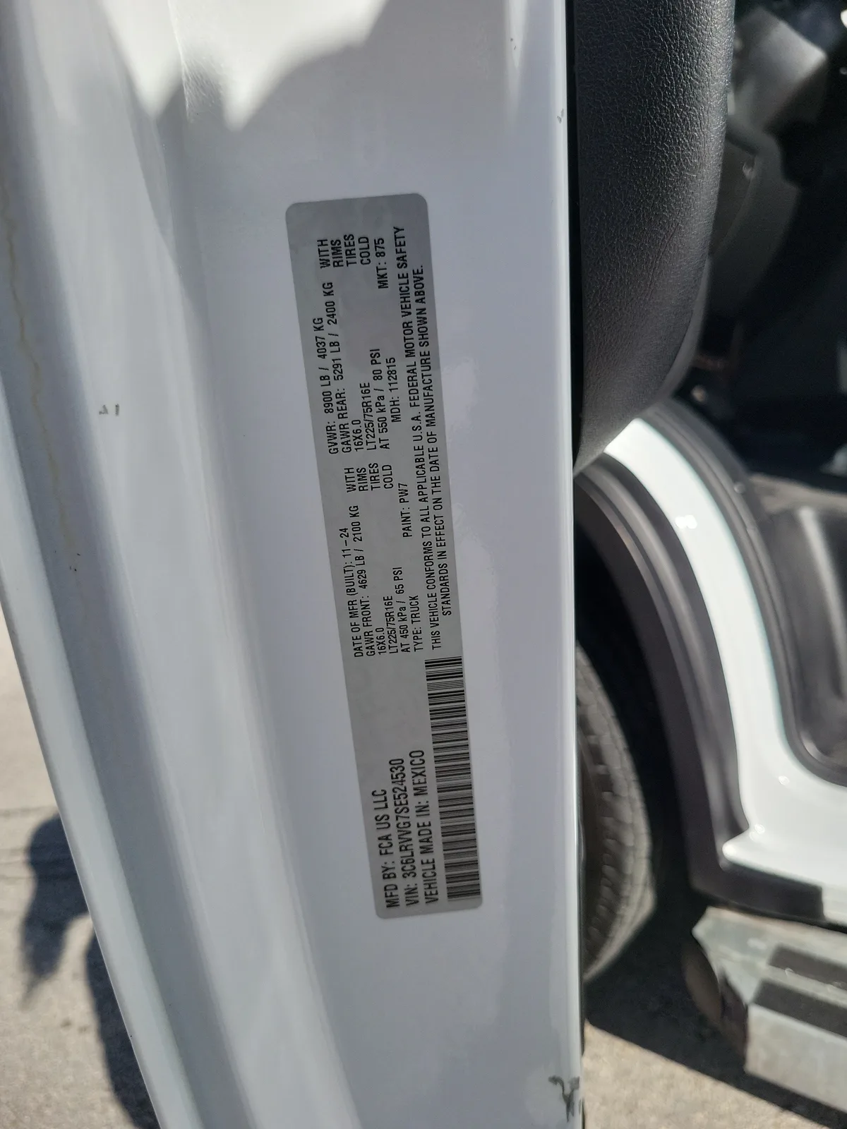 2025 RAM ProMaster Cargo Van Tradesman photo 28