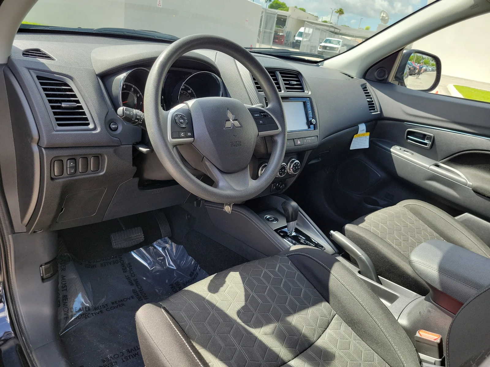 2025 Mitsubishi Outlander Sport ES 4WD photo 9