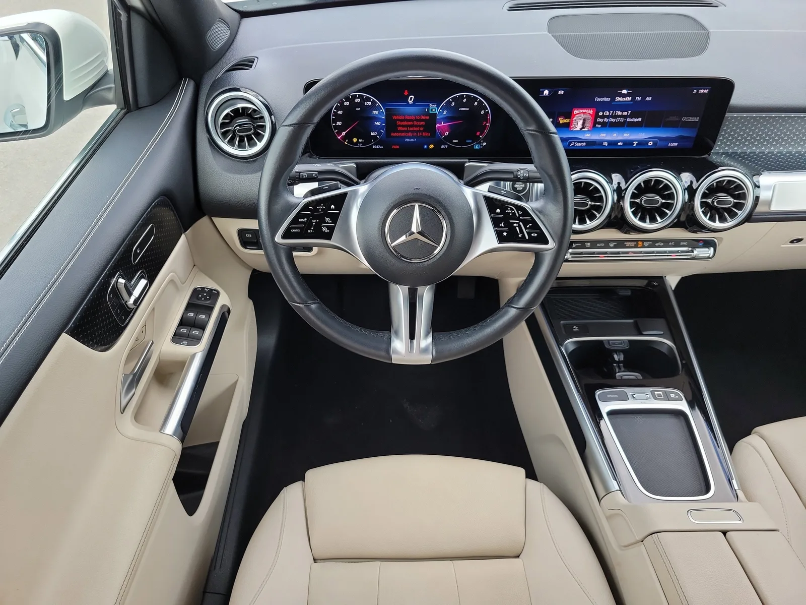 2025 Mercedes-Benz GLB GLB 250 photo 18