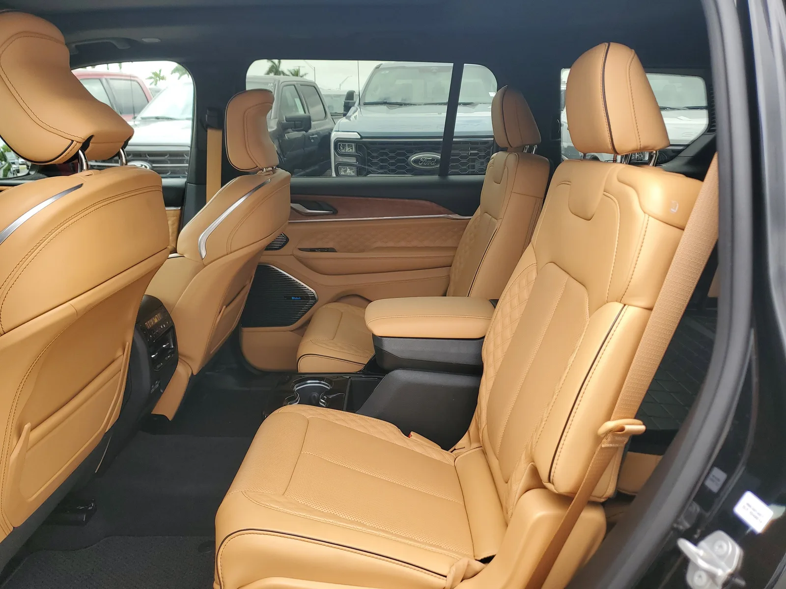 2024 Jeep Grand Cherokee L Summit Reserve 4WD photo 15