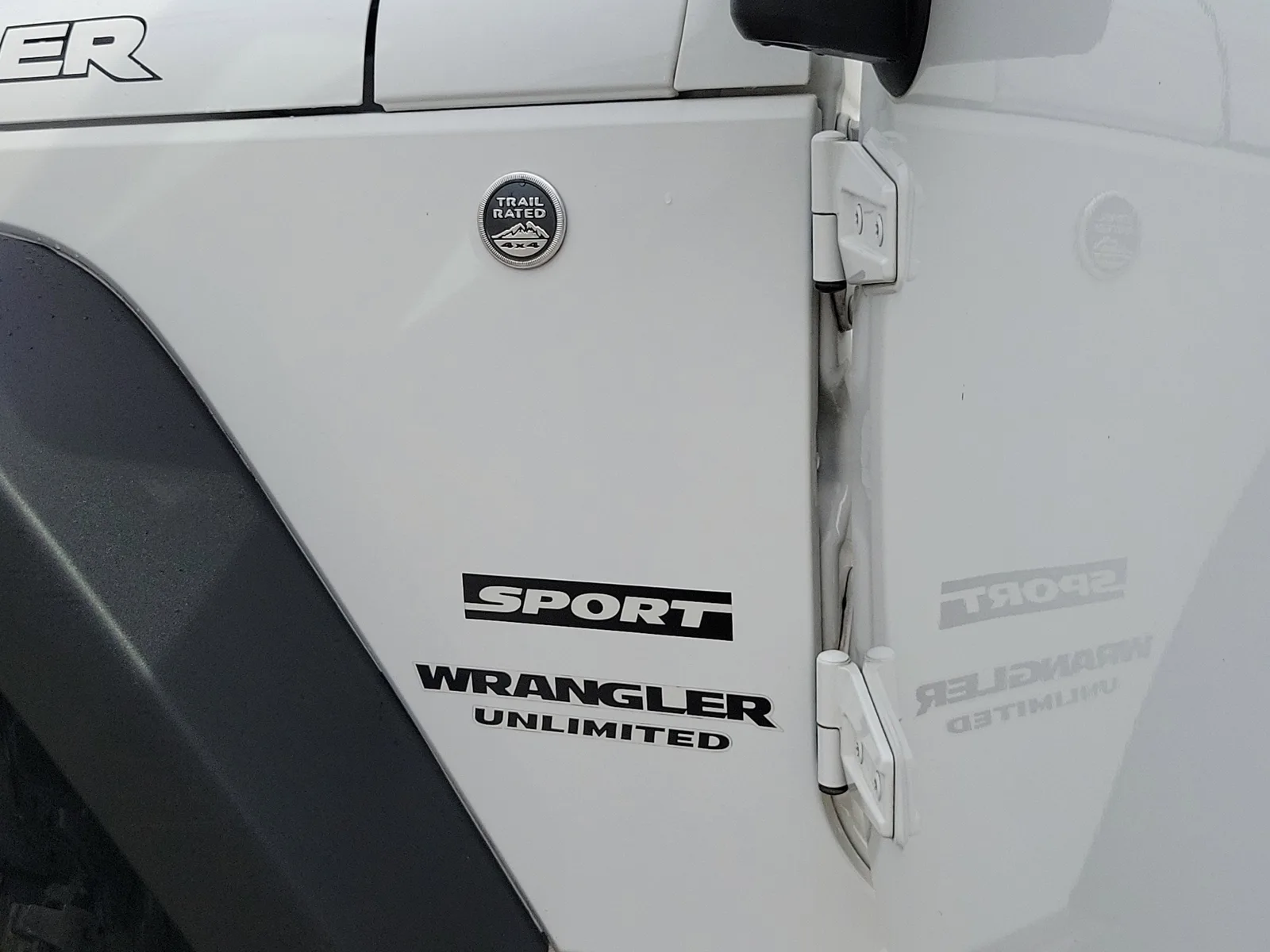 2016 Jeep Wrangler Unlimited Sport 4WD photo 27
