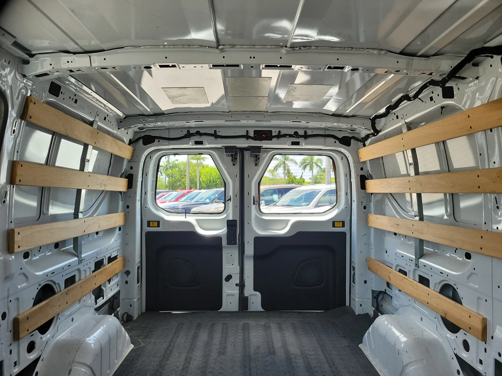 2024 Ford Transit Cargo Van Base photo 13