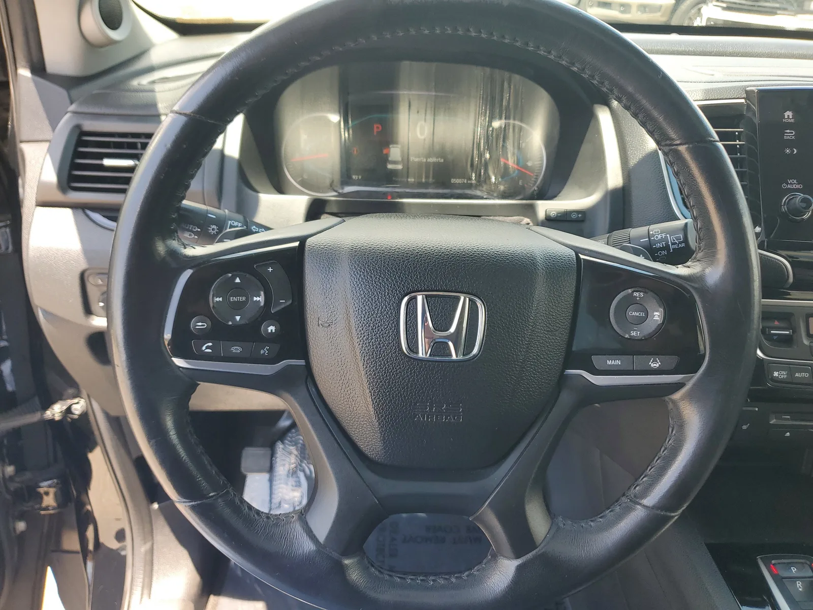 2022 Honda Pilot Touring 7-Passenger photo 23