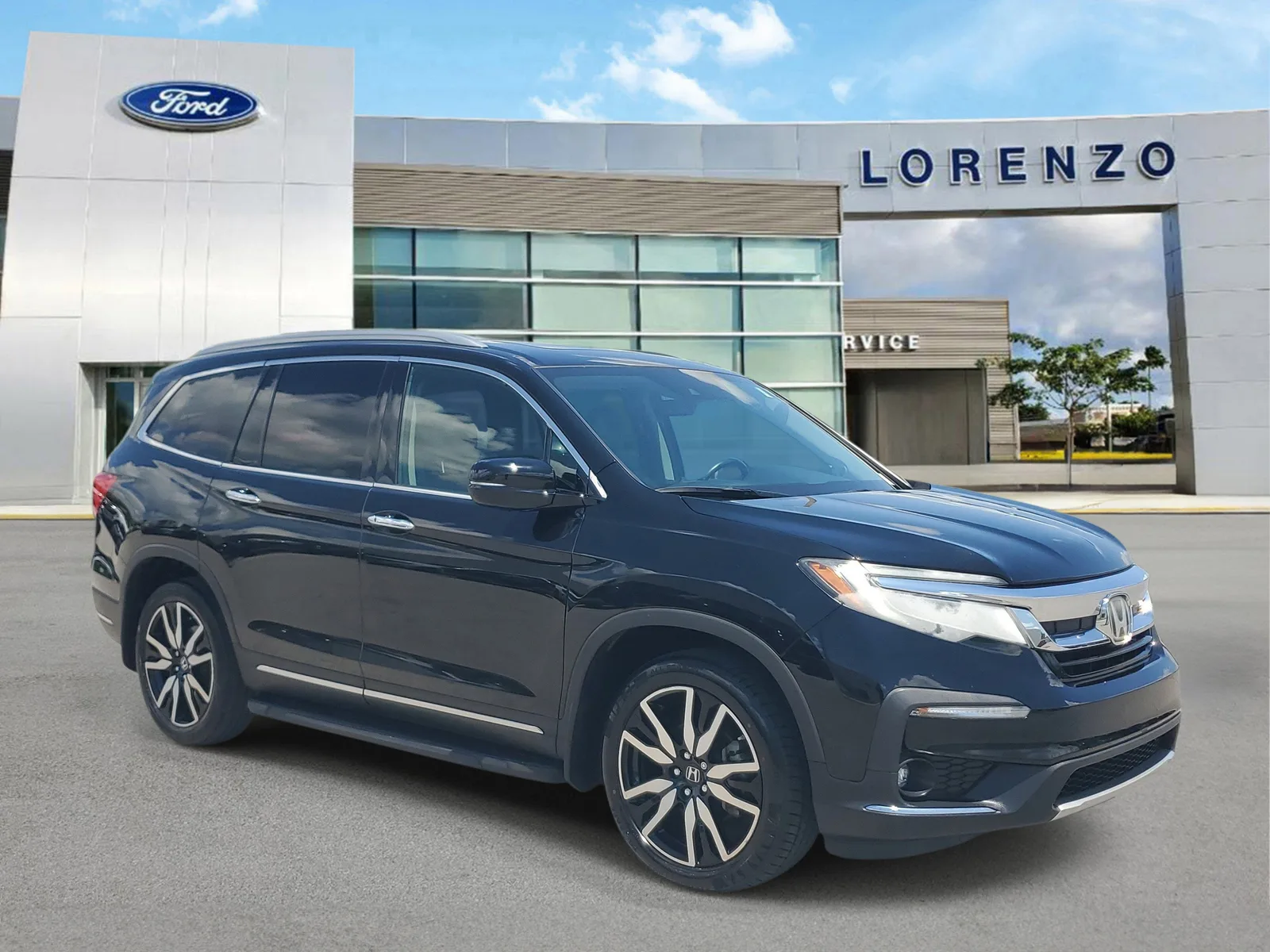 2022 Honda Pilot Touring 7-Passenger photo 3