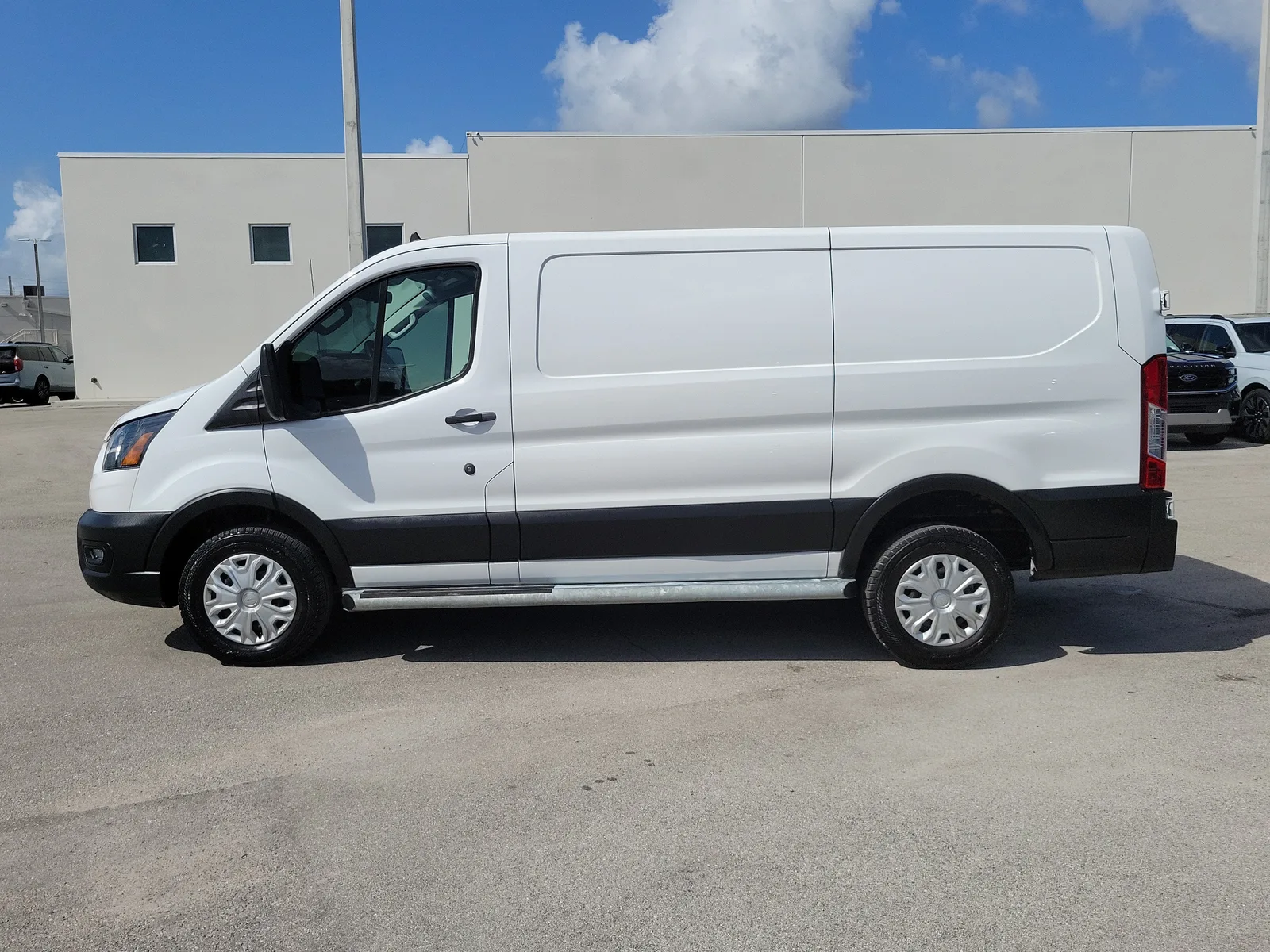 2024 Ford Transit Cargo Van Base photo 8