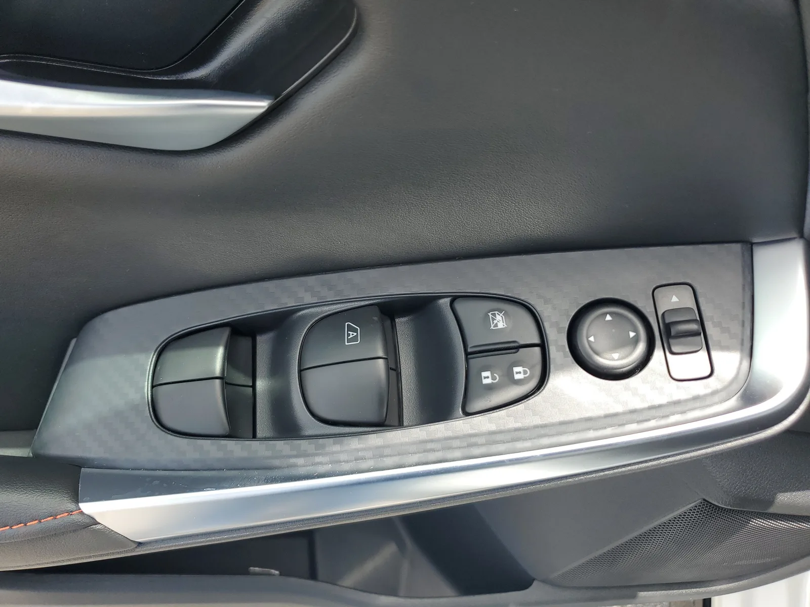 2025 Nissan Sentra SR photo 21