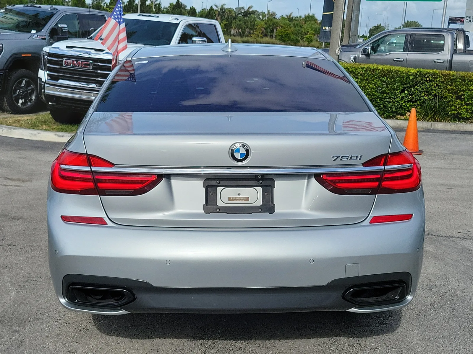 2017 BMW 7 Series 750i photo 6