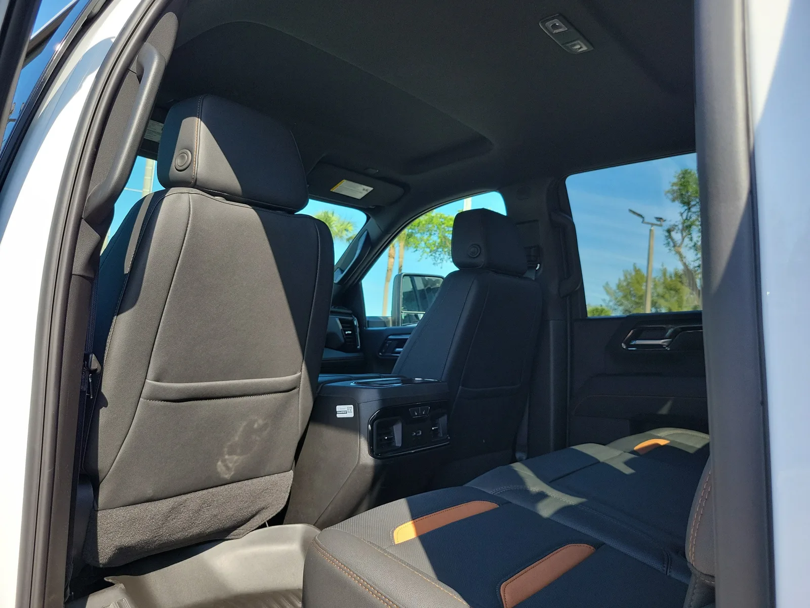 2026 GMC Sierra 2500 HD AT4 photo 15
