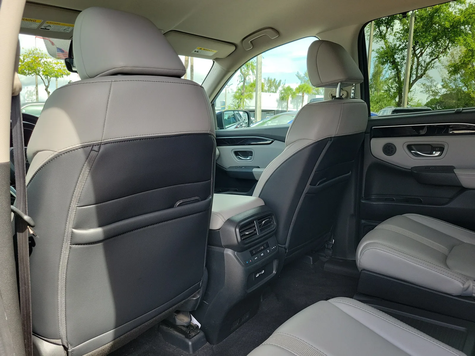 2023 Honda Pilot EX-L 7 Passenger photo 17