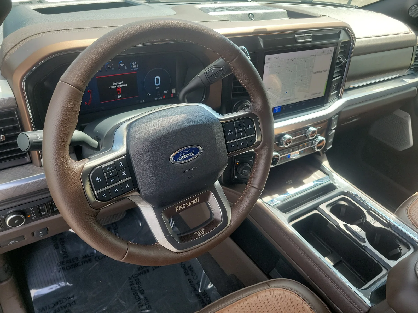 2026 Ford Super Duty F-350 SRW King Ranch 4WD Diesel photo 9