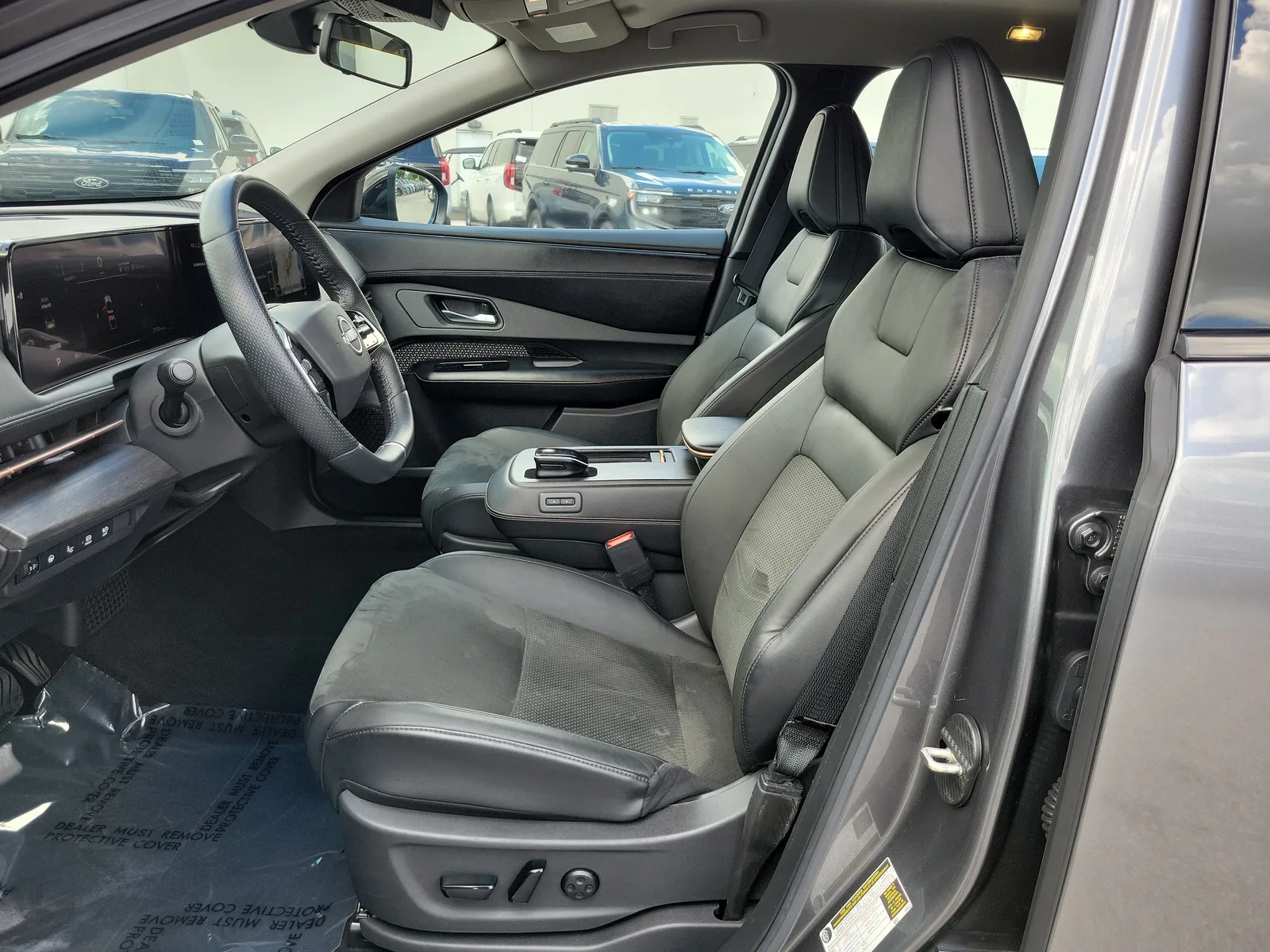 2023 Nissan ARIYA ENGAGE photo 12