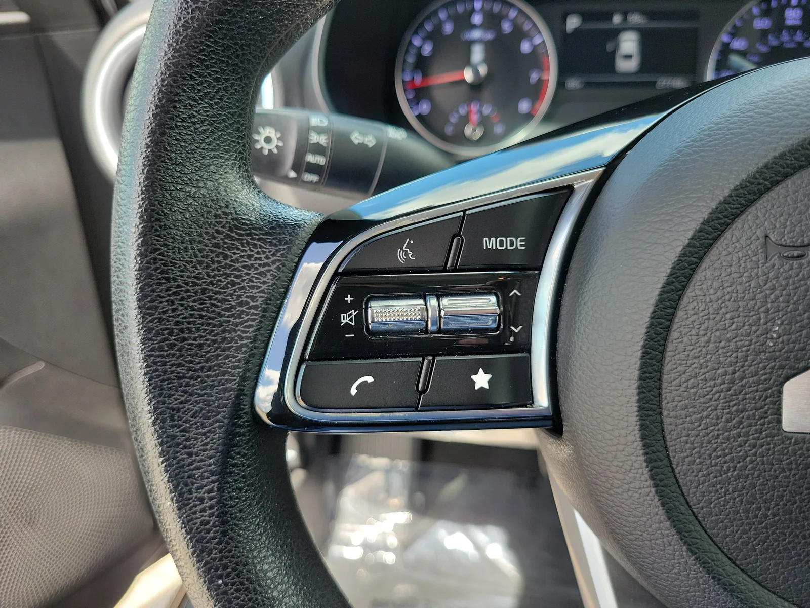 2023 Kia Forte LXS photo 26