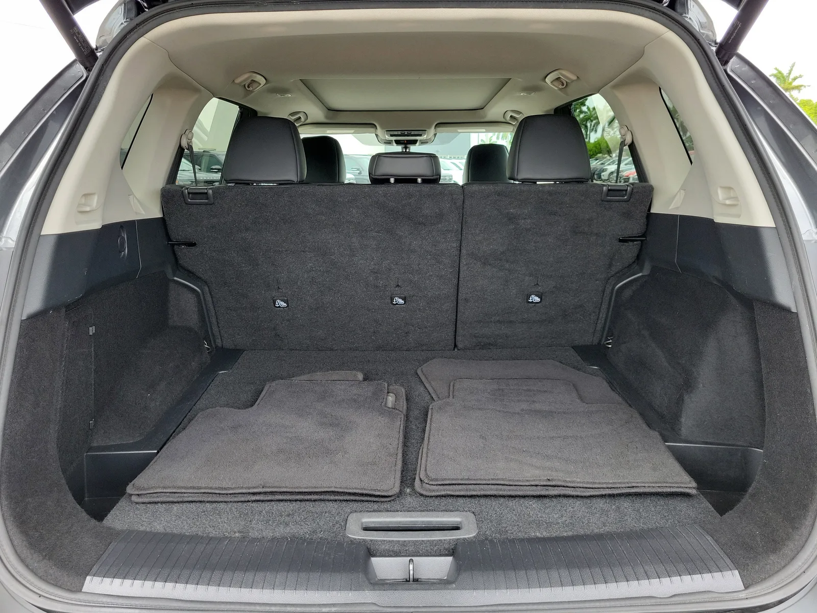 2021 Nissan Rogue SV photo 15
