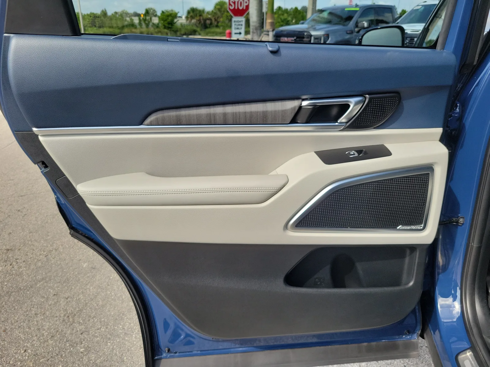 2023 Kia Telluride SX photo 27
