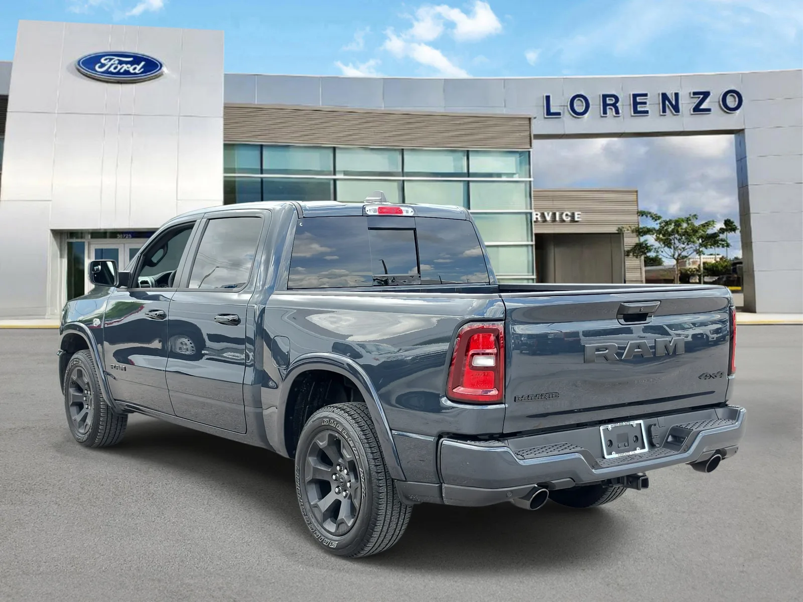 2026 RAM 1500 Laramie 4WD photo 6