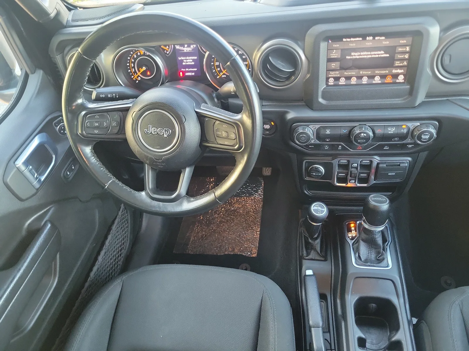 2022 Jeep Gladiator Sport S 4WD photo 18