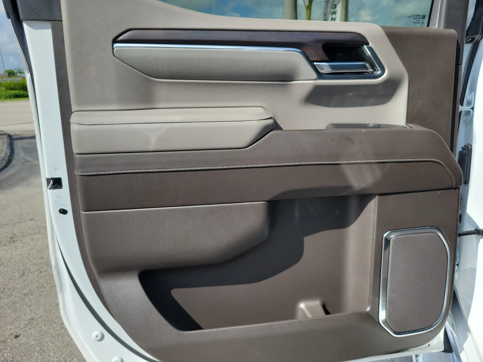 2023 GMC Sierra 1500 SLT photo 27