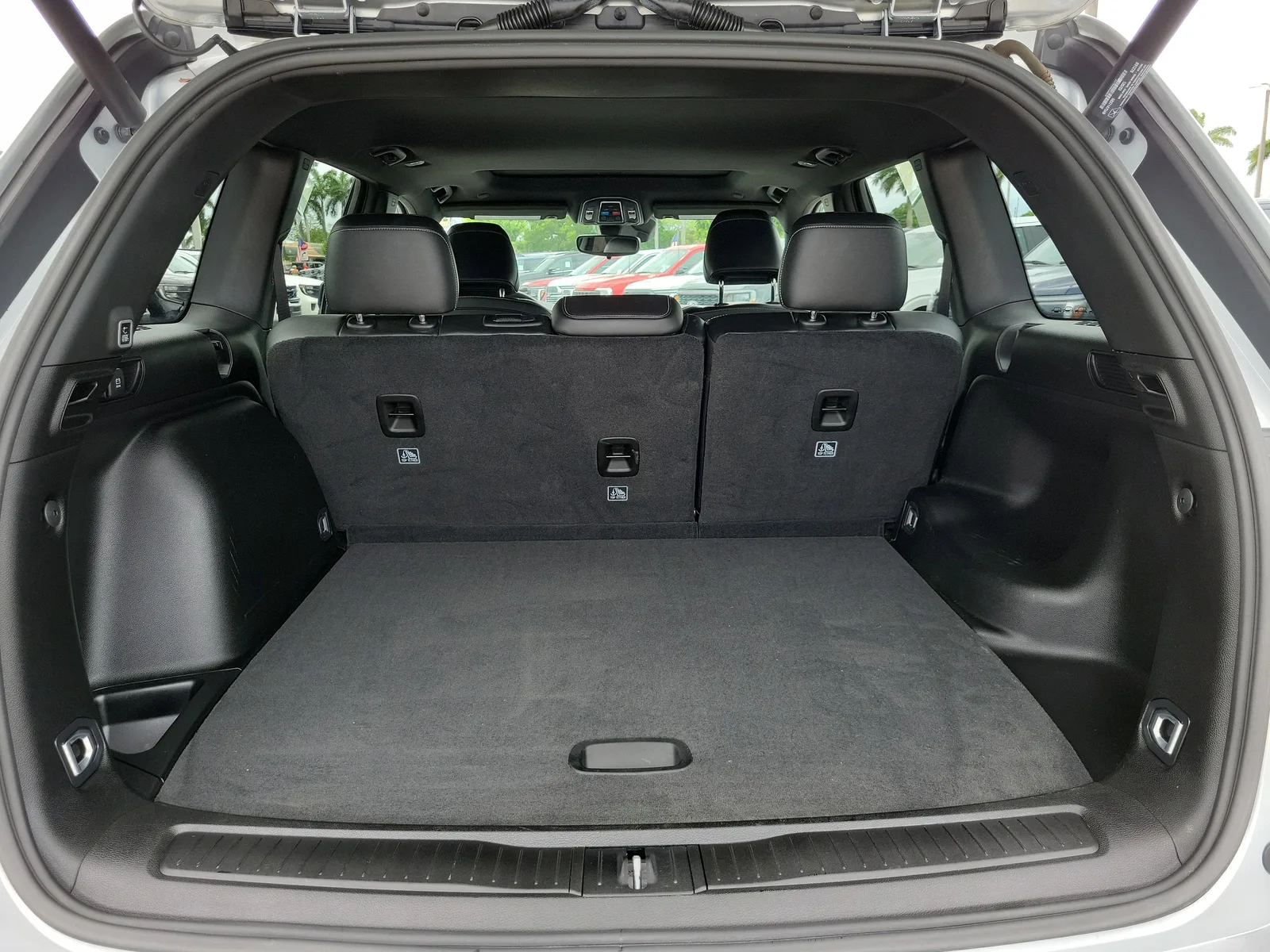 2023 Jeep Grand Cherokee Altitude X 4WD photo 15