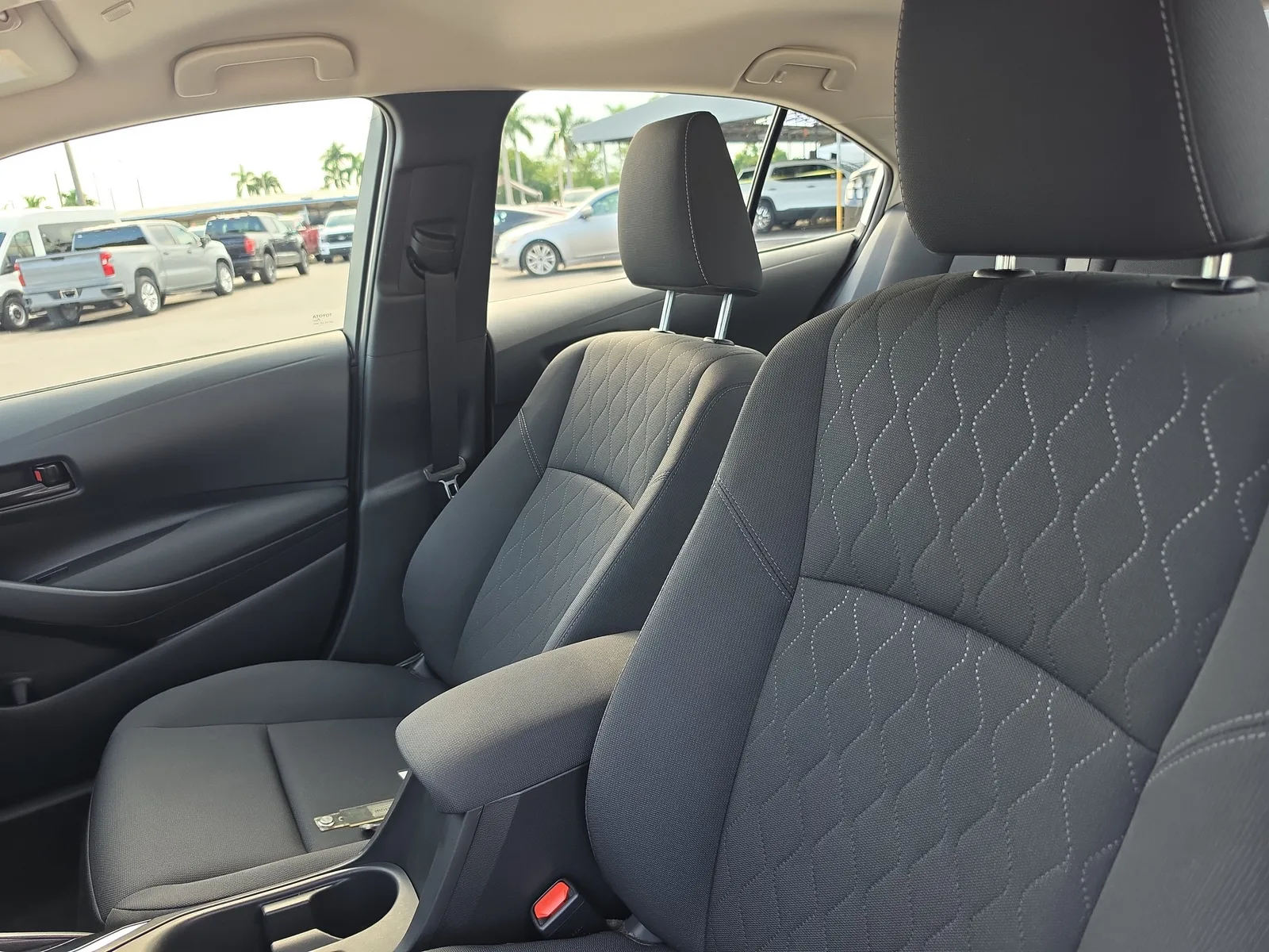 2024 Toyota Corolla LE photo 10