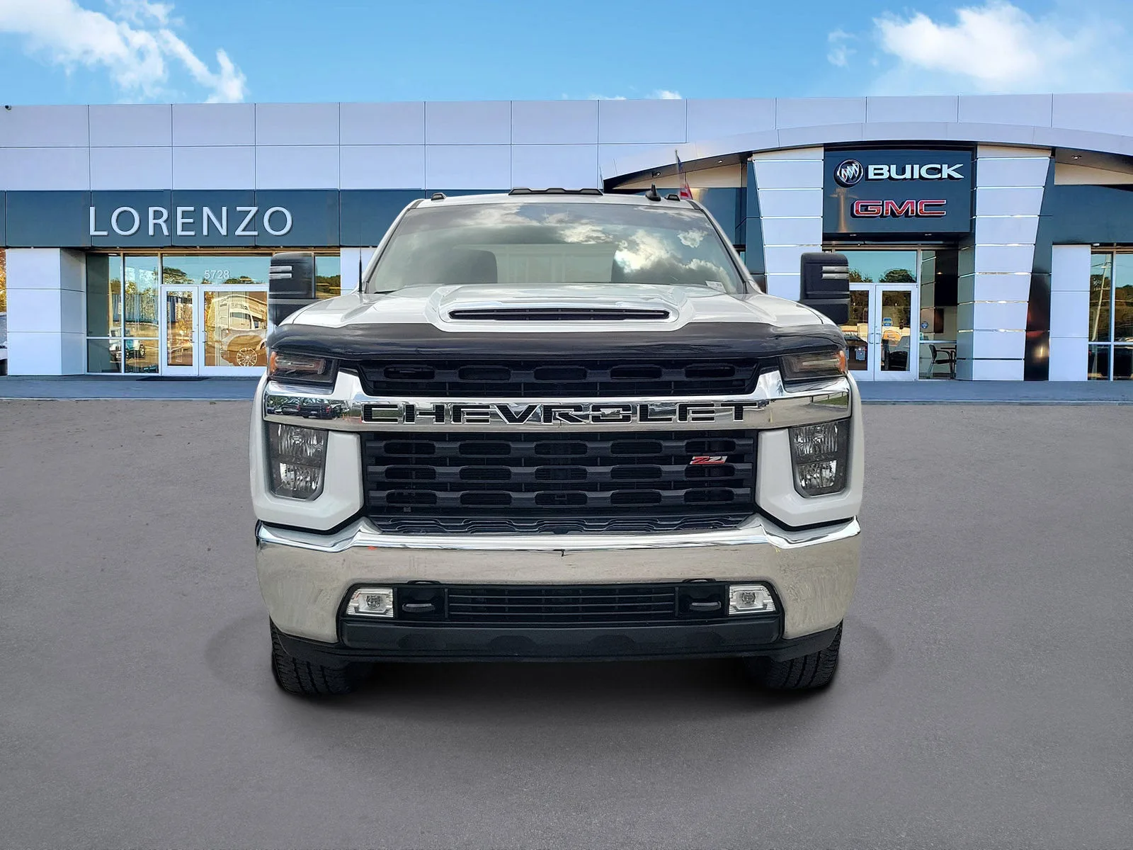 2022 Chevrolet Silverado 2500 HD LT photo 2