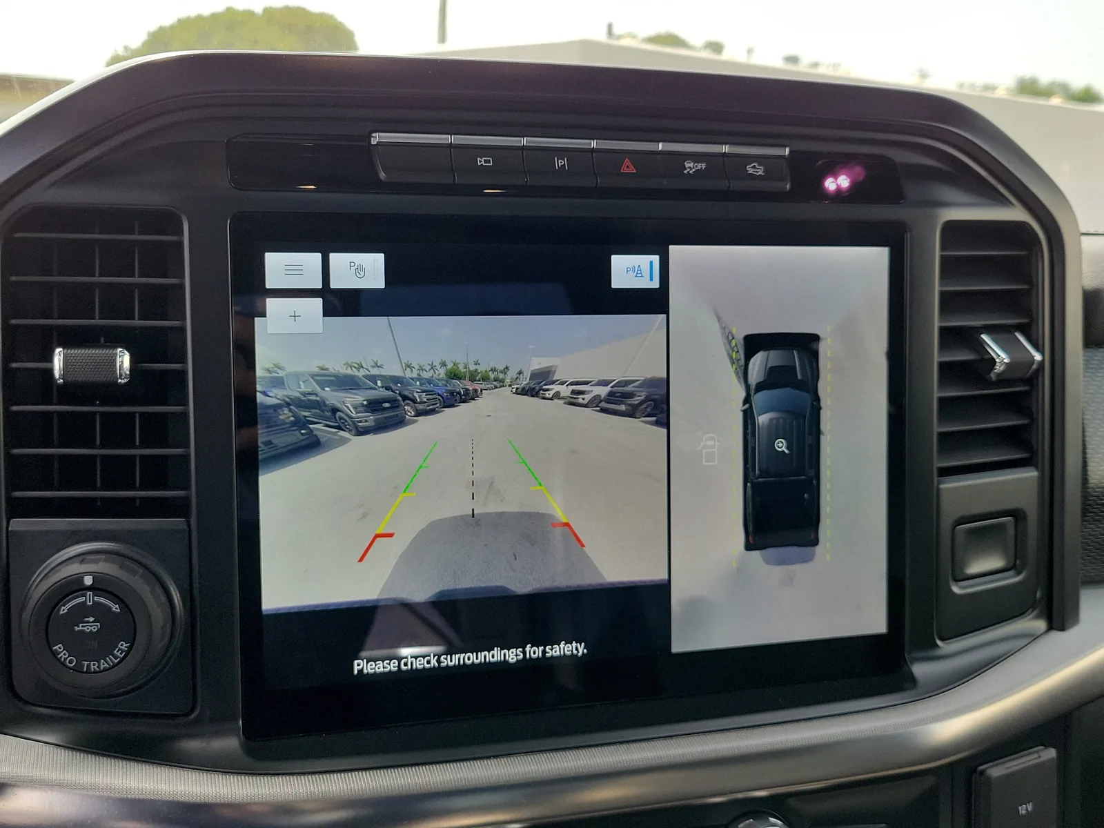 2022 Ford F-150 Raptor 4WD photo 11