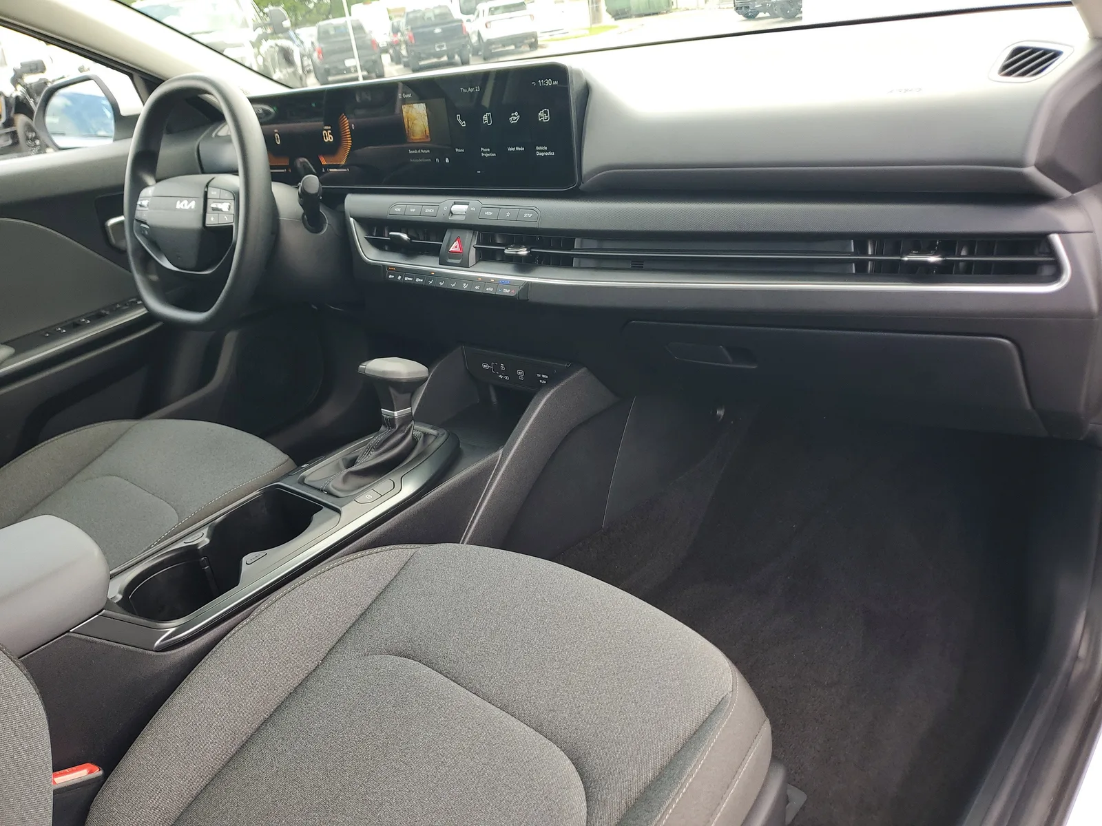 2025 Kia K4 LXS photo 15