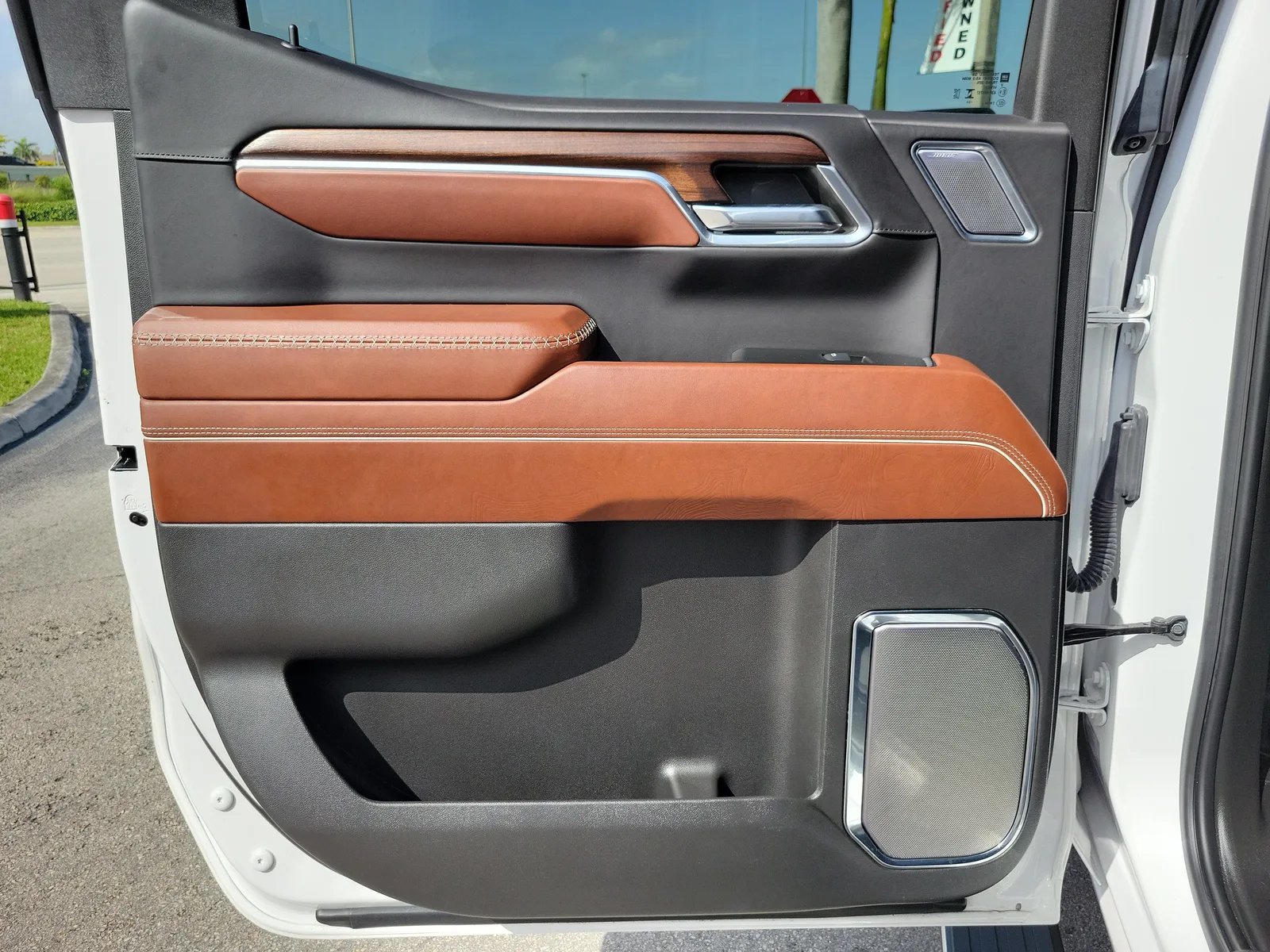 2024 GMC Sierra 1500 Denali Ultimate photo 25