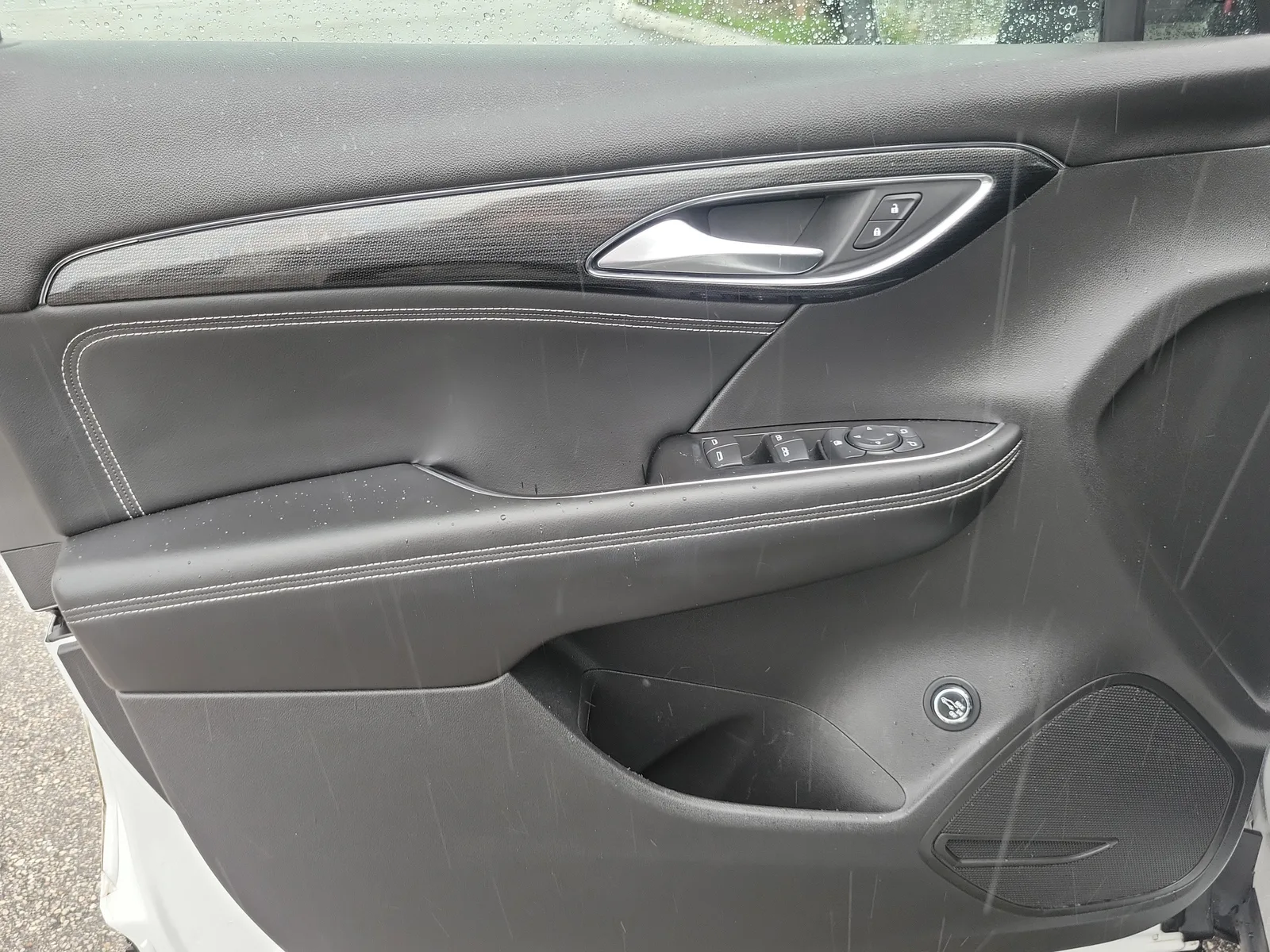 2022 Buick Envision Preferred photo 23