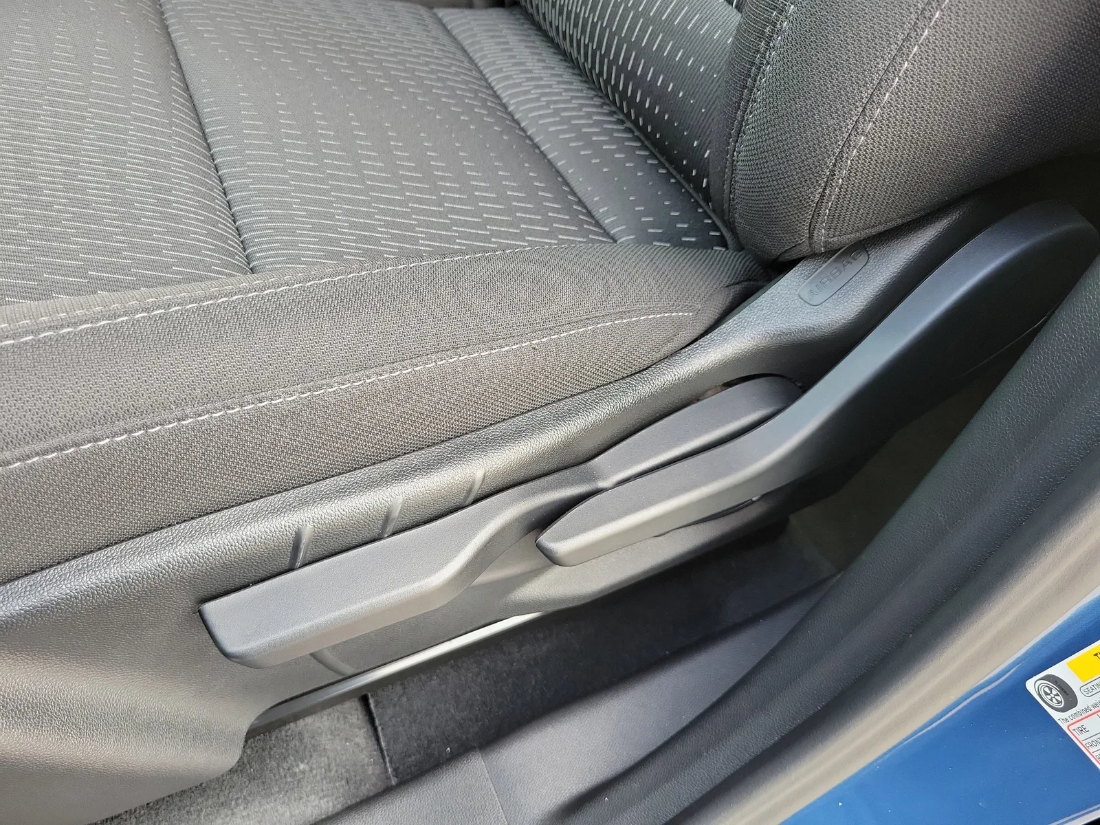 2026 Chevrolet Equinox FWD LT photo 12