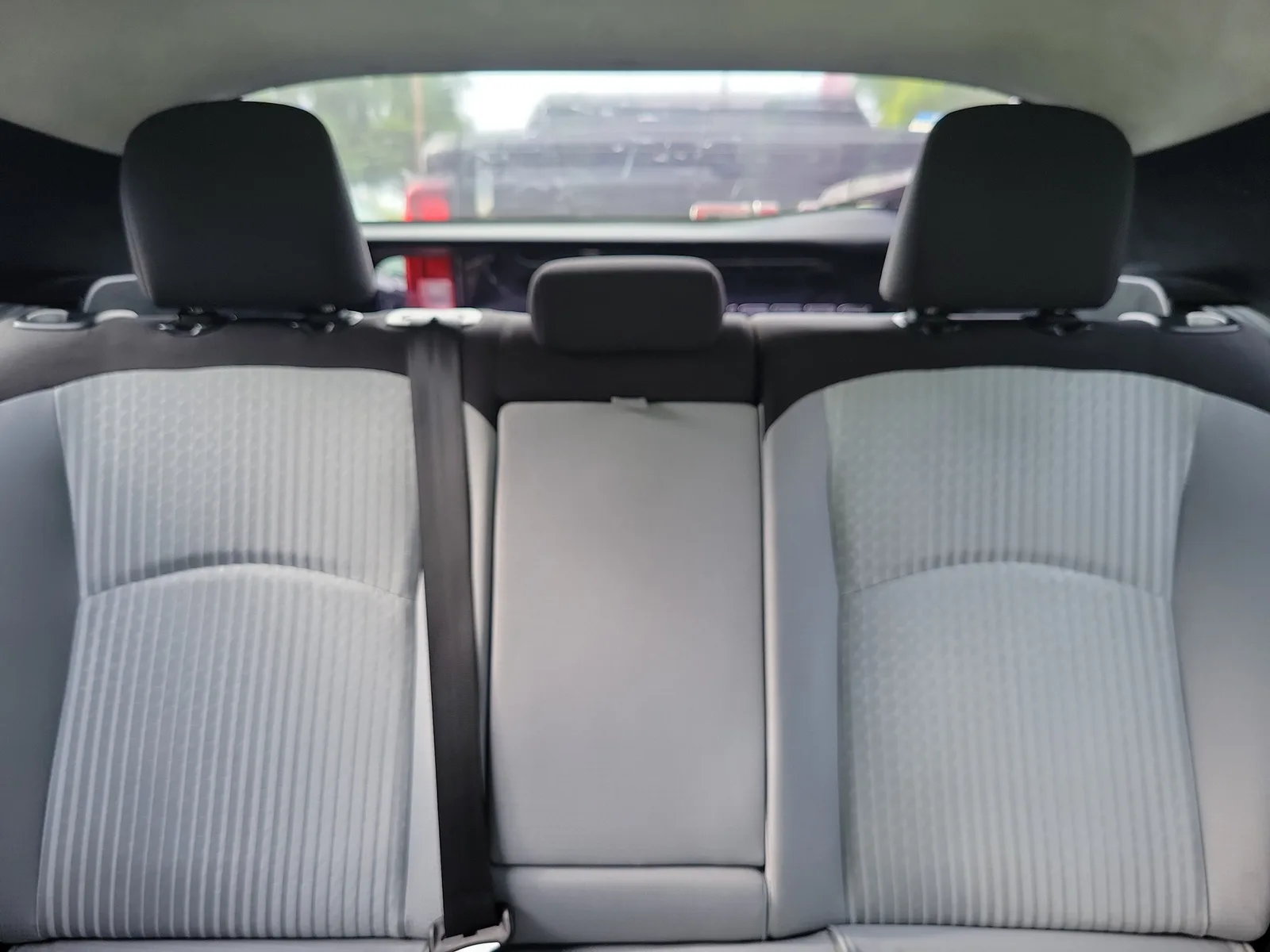 2016 Toyota Prius Two photo 14