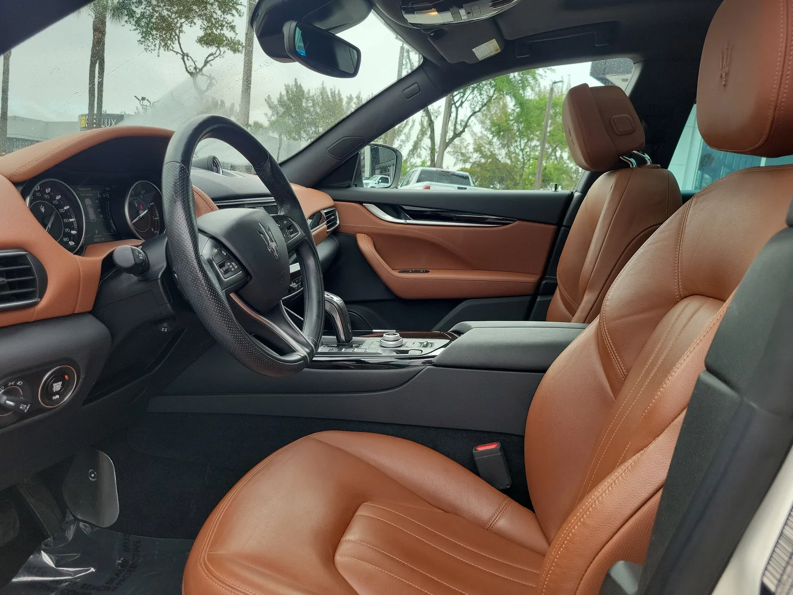 2022 Maserati Levante GT photo 12