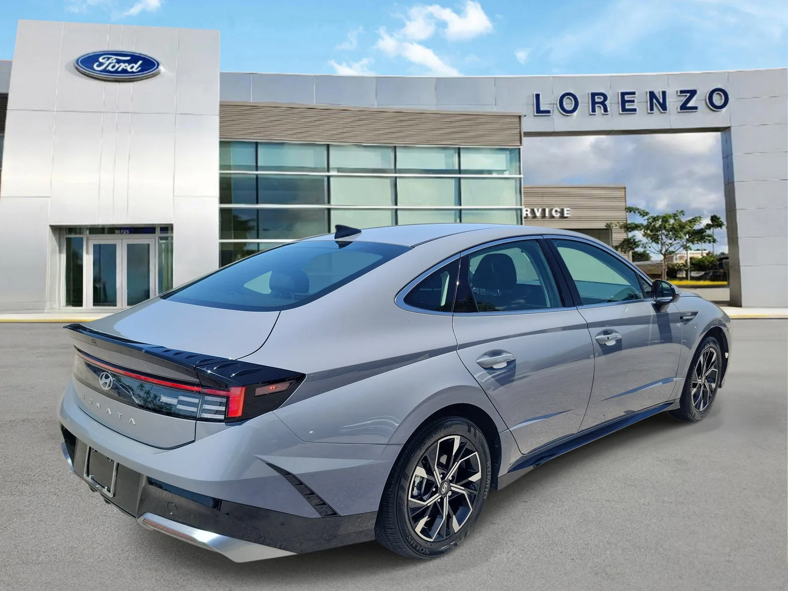 2025 Hyundai Sonata SEL photo 5