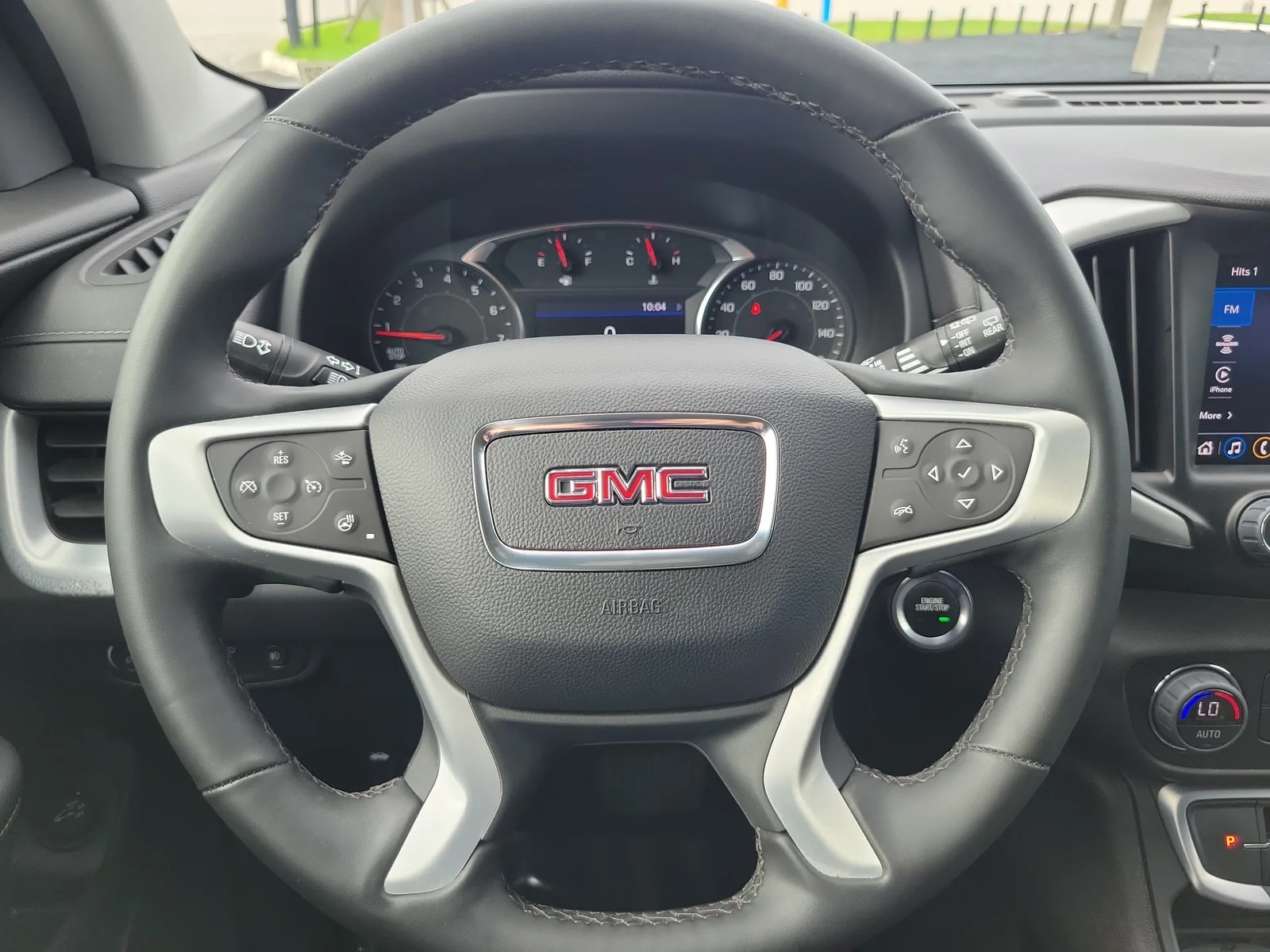 2024 GMC Terrain SLT photo 19