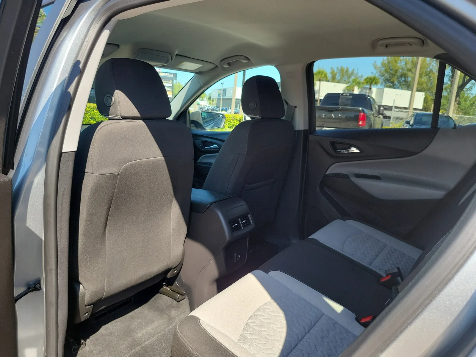 2024 Chevrolet Equinox LS photo 13
