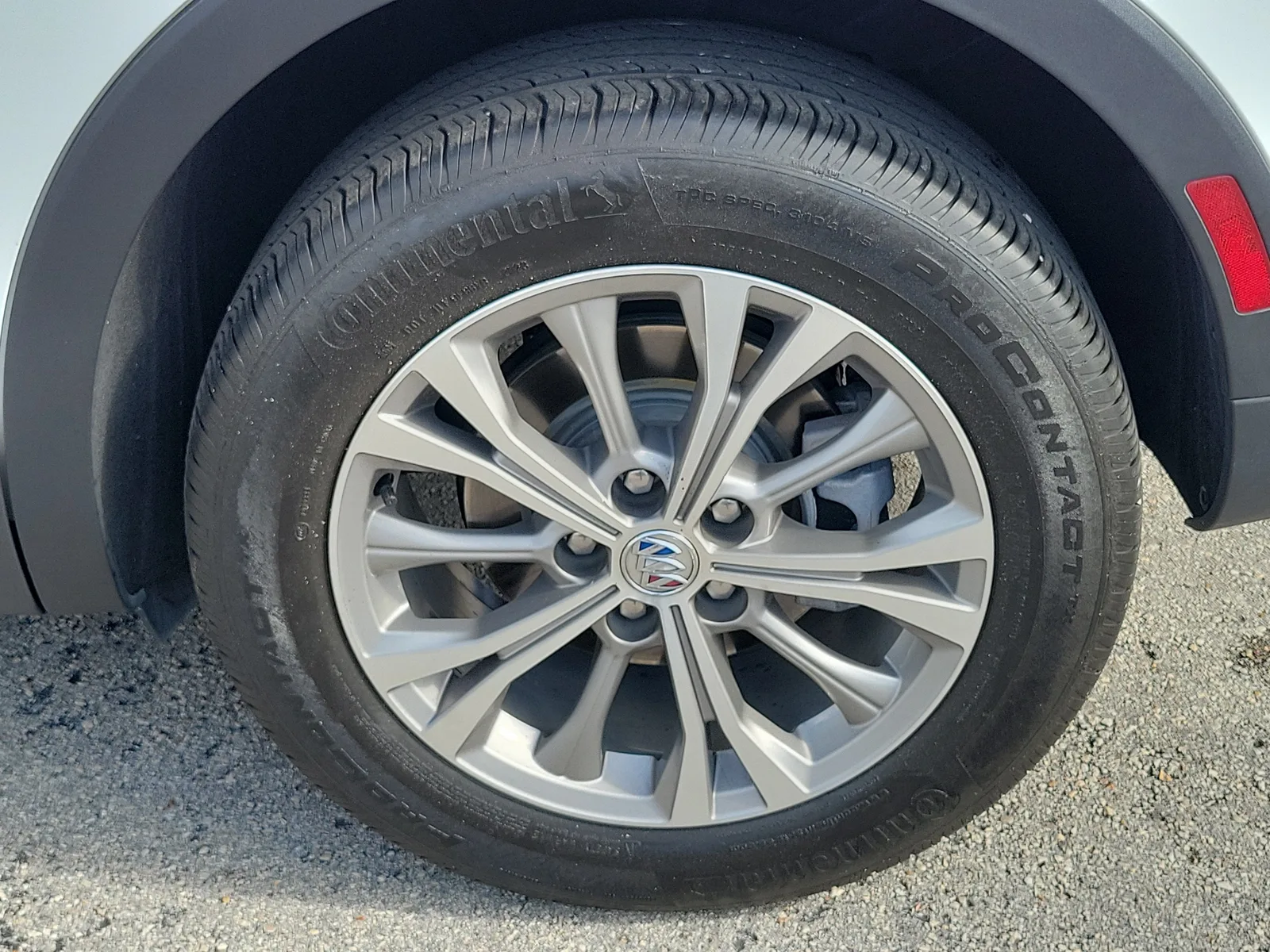 2023 Buick Envision Preferred photo 30