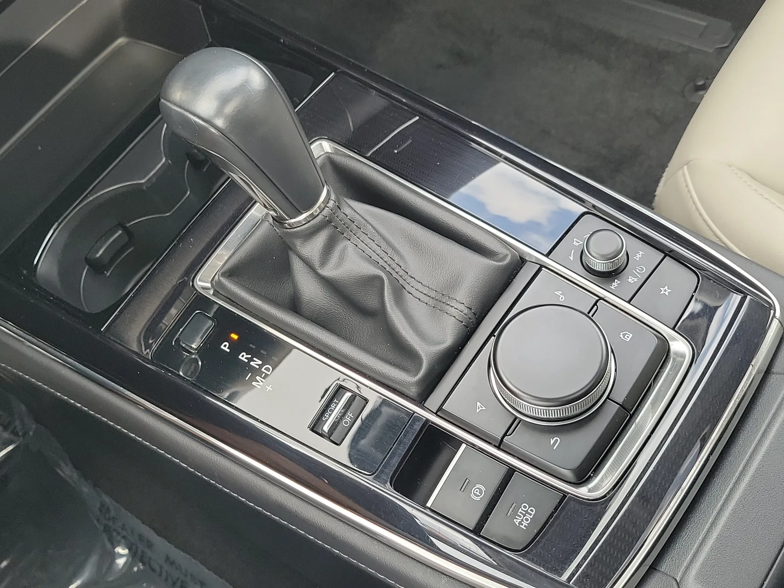 2024 Mazda CX-30 2.5 S Preferred Package 4WD photo 26