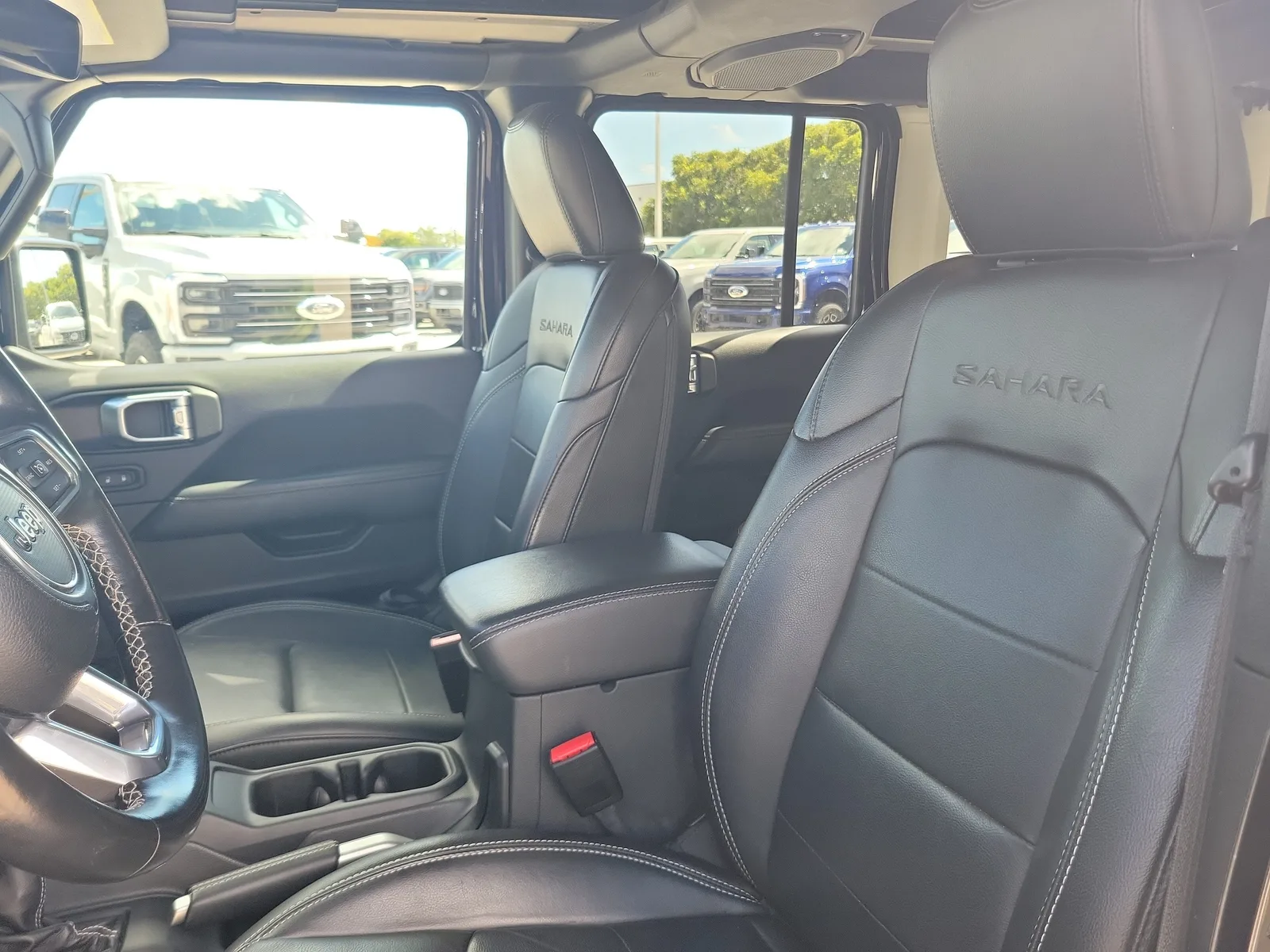 2022 Jeep Wrangler 4xe Unlimited Sahara photo 11
