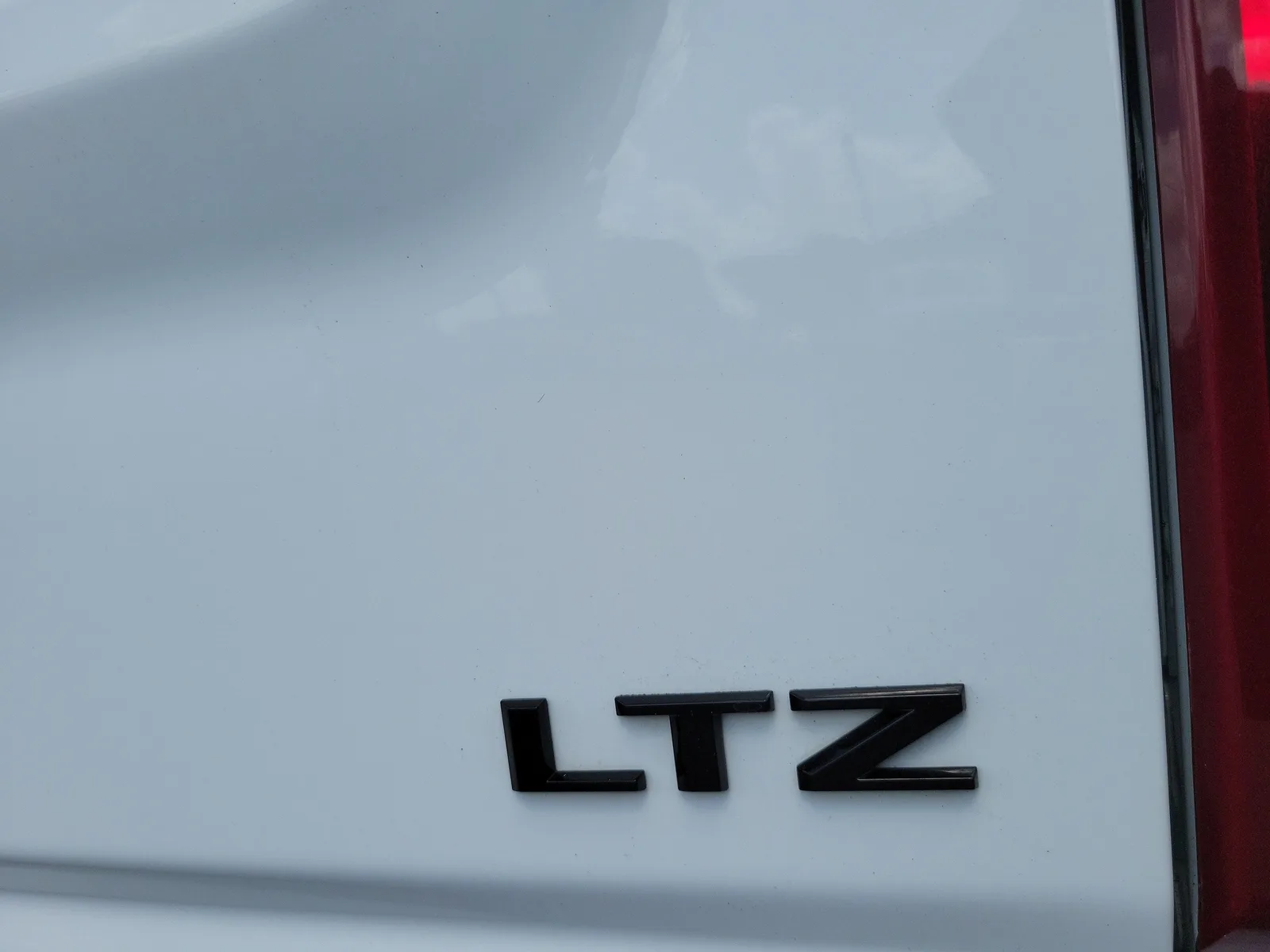 2022 Chevrolet Silverado 2500HD LTZ 4WD Diesel photo 13