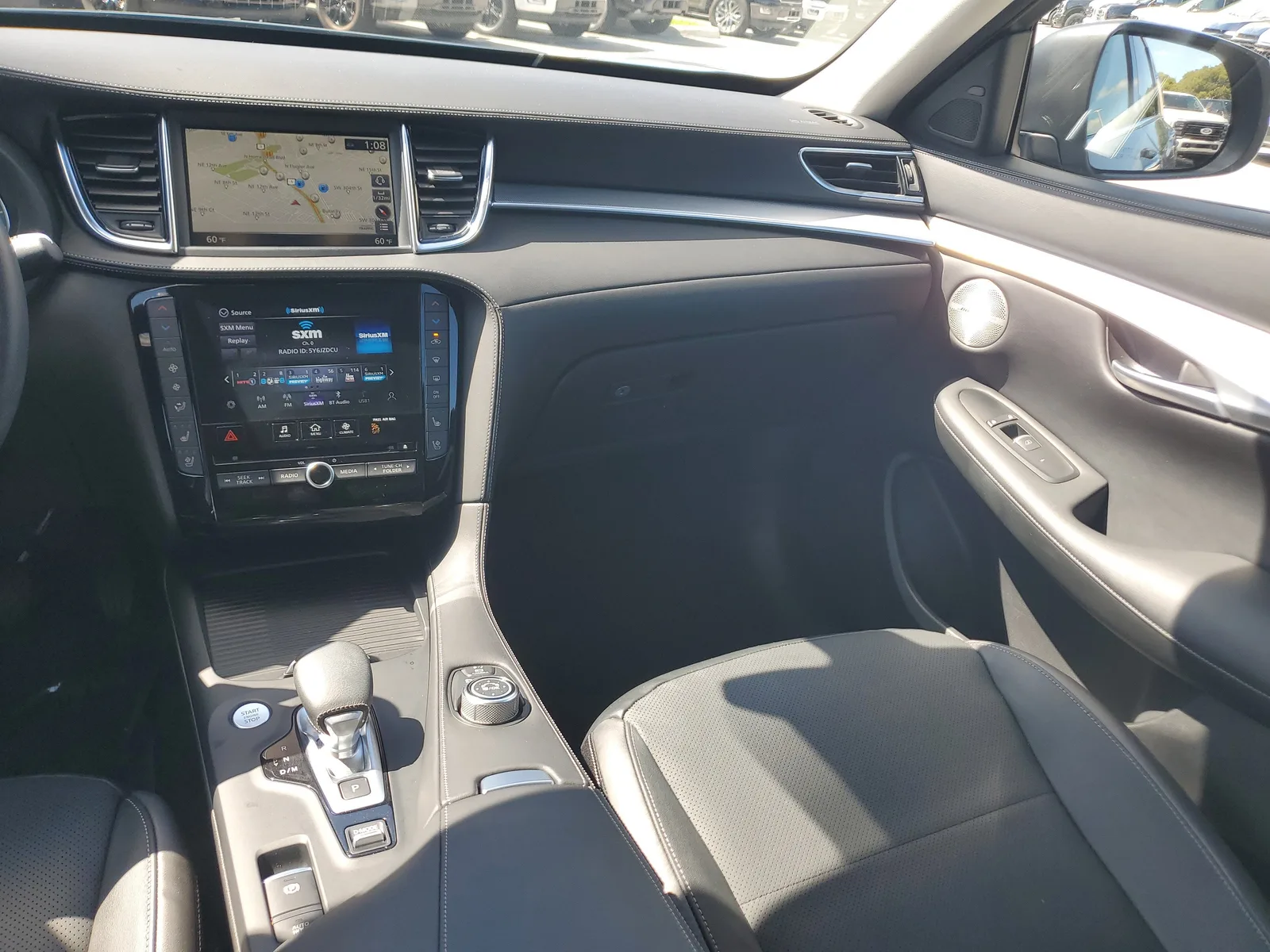 2022 INFINITI QX50 ESSENTIAL photo 18