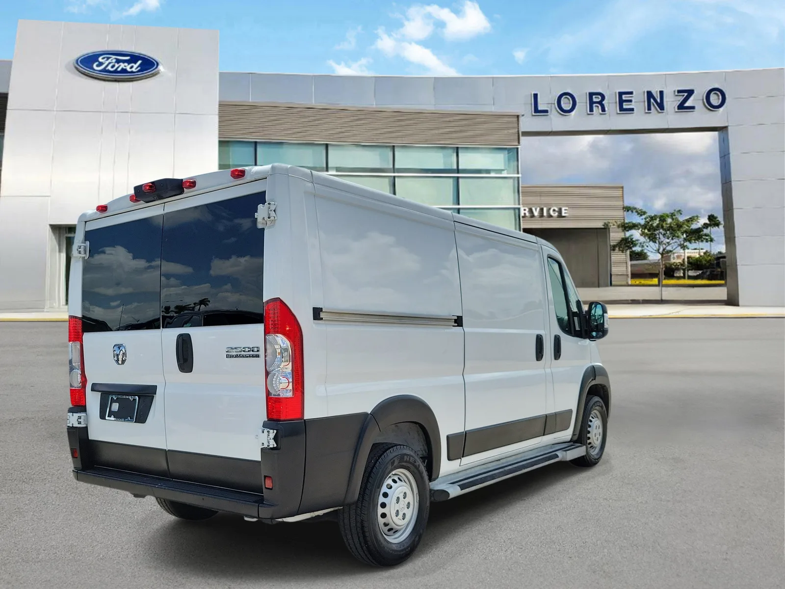 2025 RAM ProMaster Cargo Van Tradesman photo 5