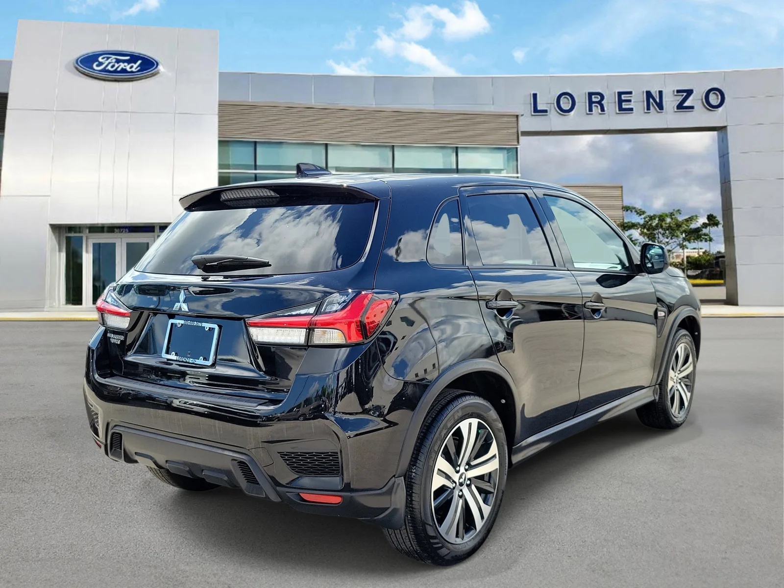 2025 Mitsubishi Outlander Sport ES 4WD photo 5