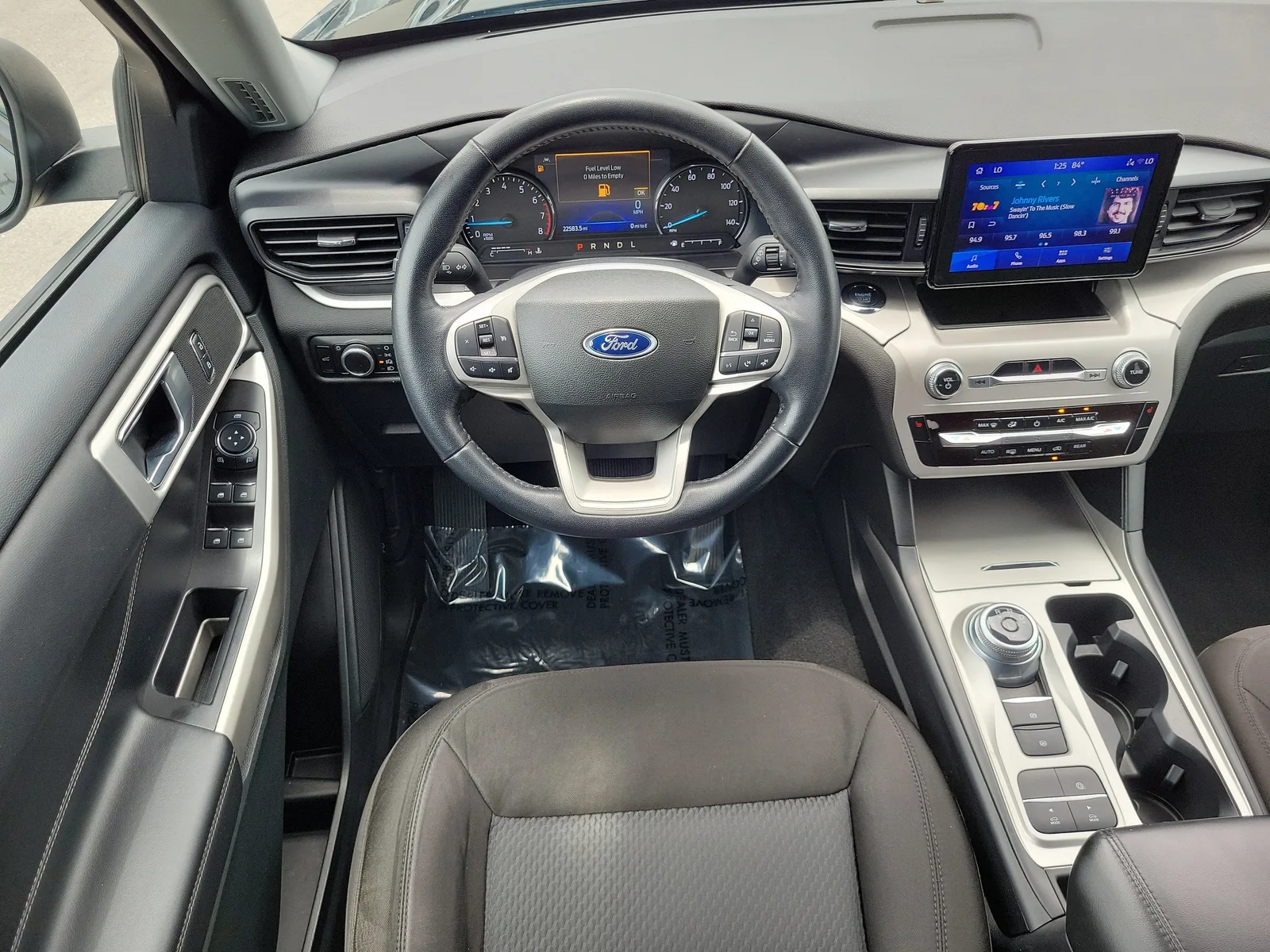 2023 Ford Explorer XLT photo 20