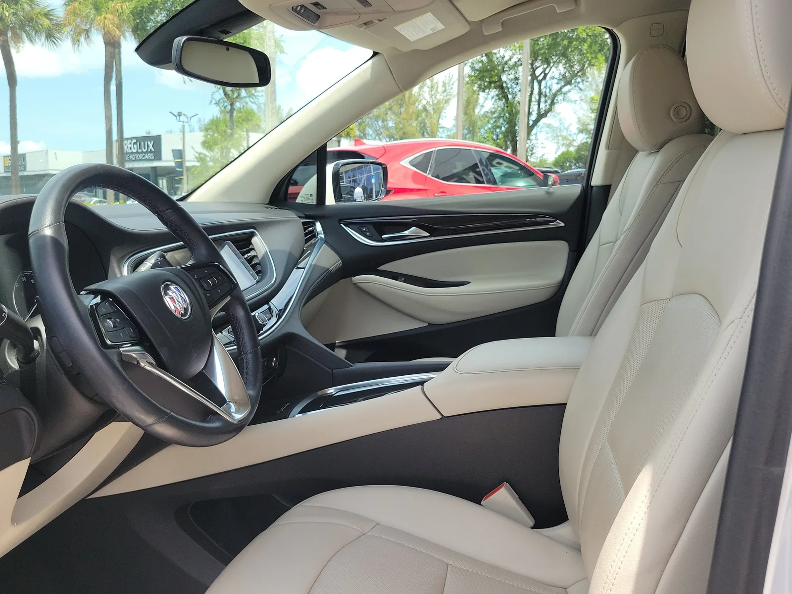 2022 Buick Enclave Essence photo 9