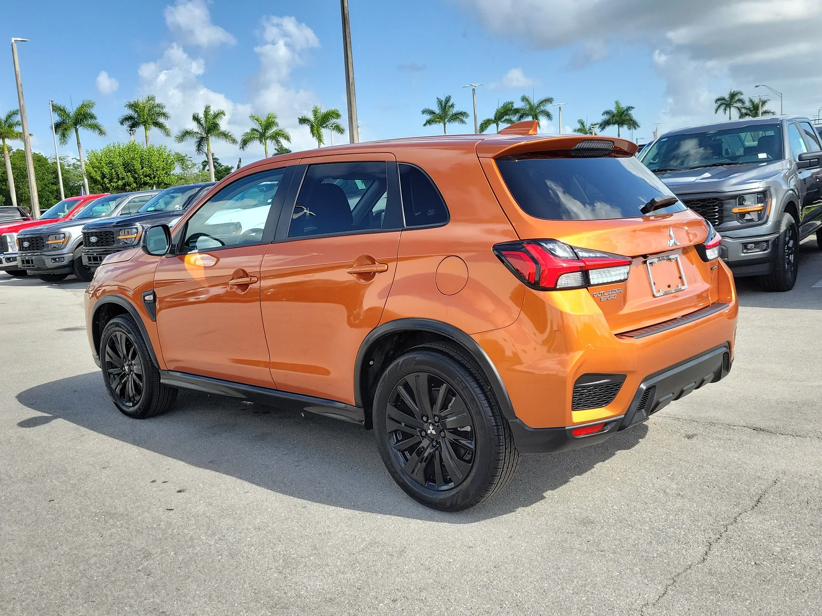 2026 Mitsubishi Outlander Sport LE 4WD photo 7