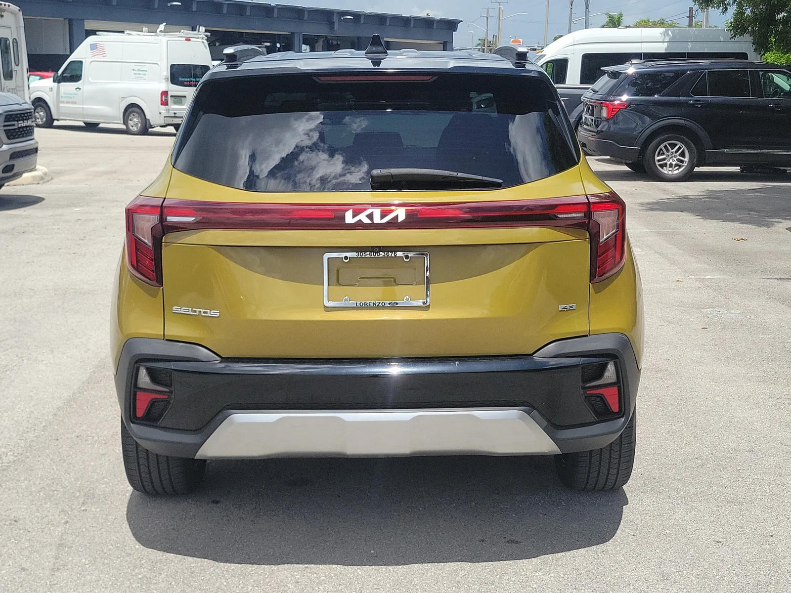2024 Kia Seltos SX 4WD photo 6