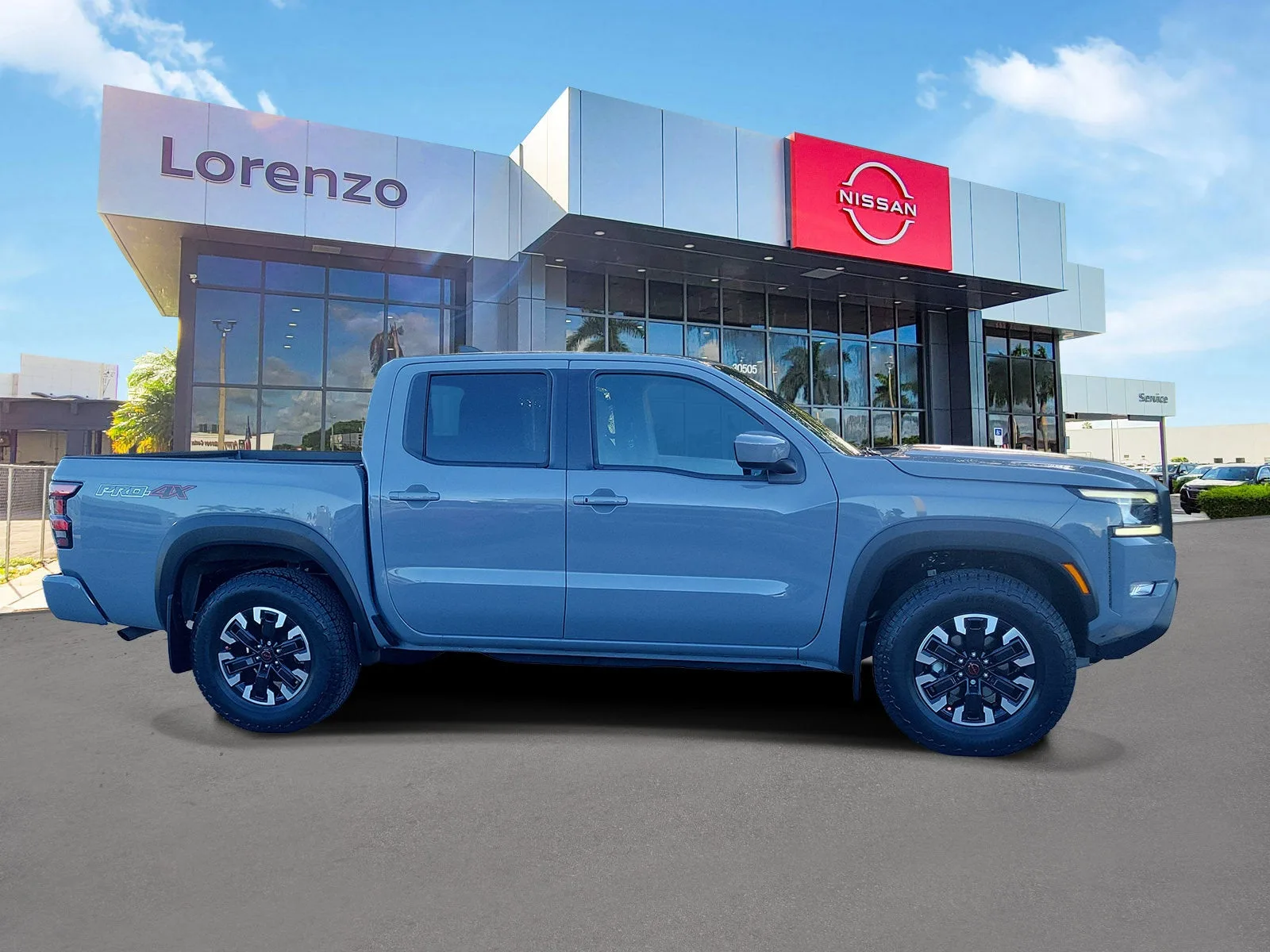 2024 Nissan Frontier PRO-4X 4WD photo 4