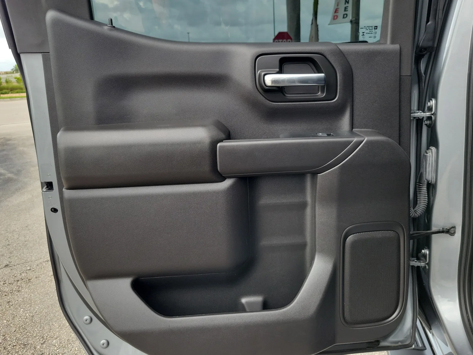2024 Chevrolet Silverado 1500 Custom photo 24
