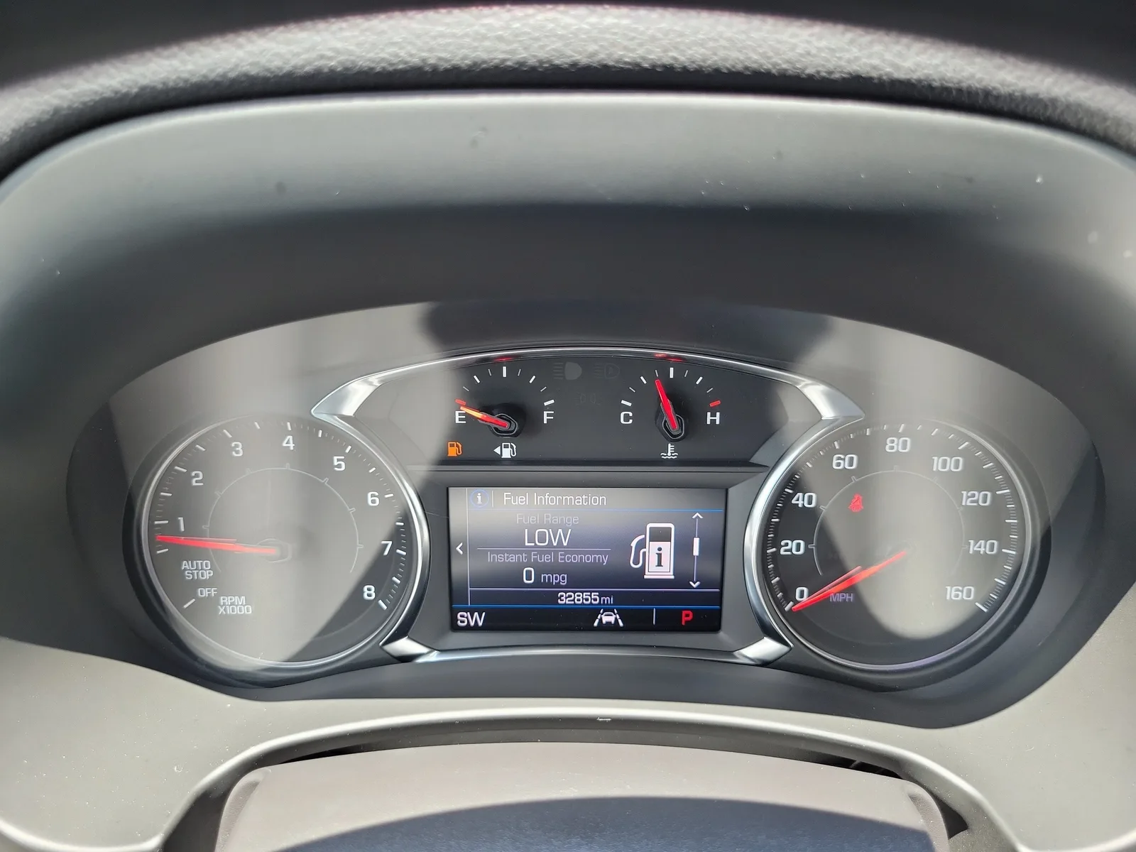 2023 GMC Terrain SLE photo 28