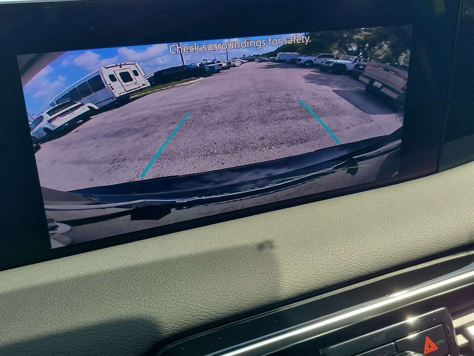 2026 Nissan Armada SV photo 10