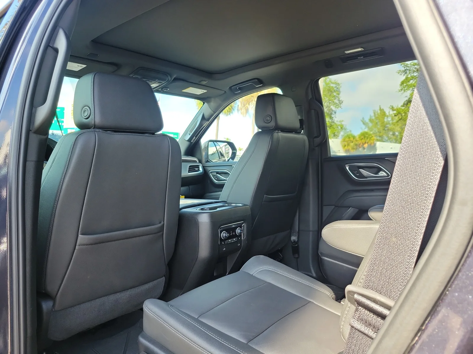 2024 Chevrolet Tahoe Z71 photo 16